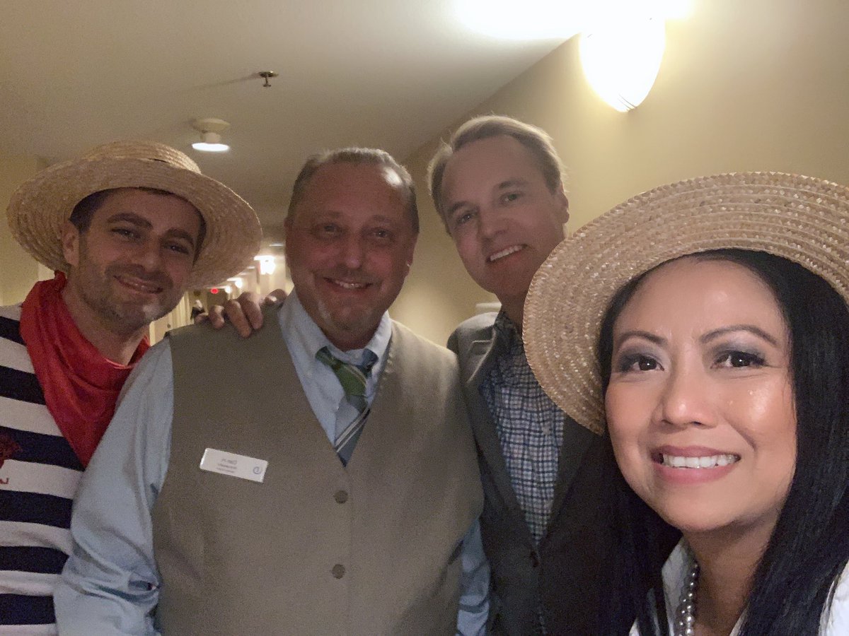 suzzzyT12's tweet photo. Congratulations Dan And Jerry, our newest addition to our Leadership team👍🏽💎Our team got stronger👊🏽#nvopciswhereUwant2be #wearegrowing #Danelledidit #diamondresorts #growth #thiscouldbeU https://t.co/TnAA781u9y
