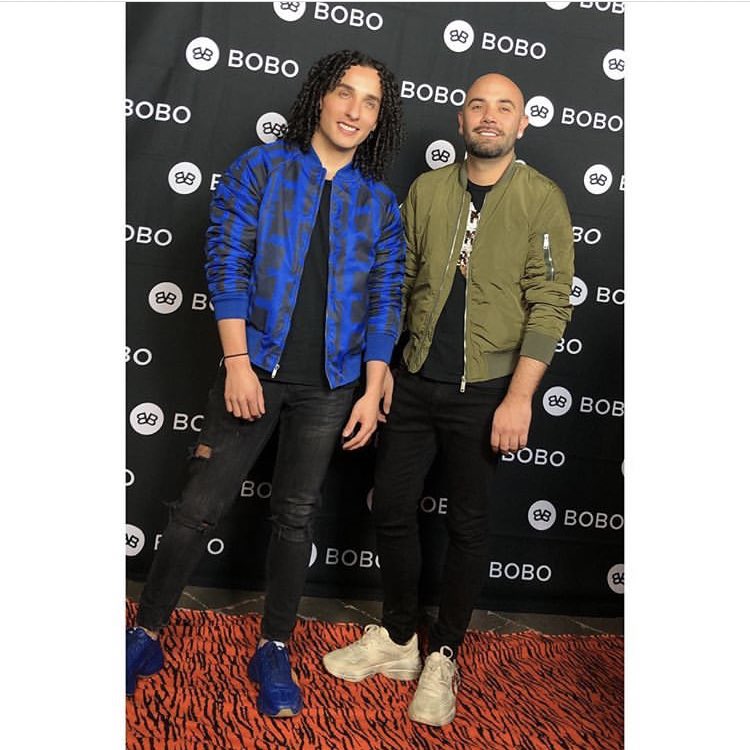 RulesArchive's tweet photo. Looks de alfombra roja. 🤑 https://t.co/Gx8MmvXjQq