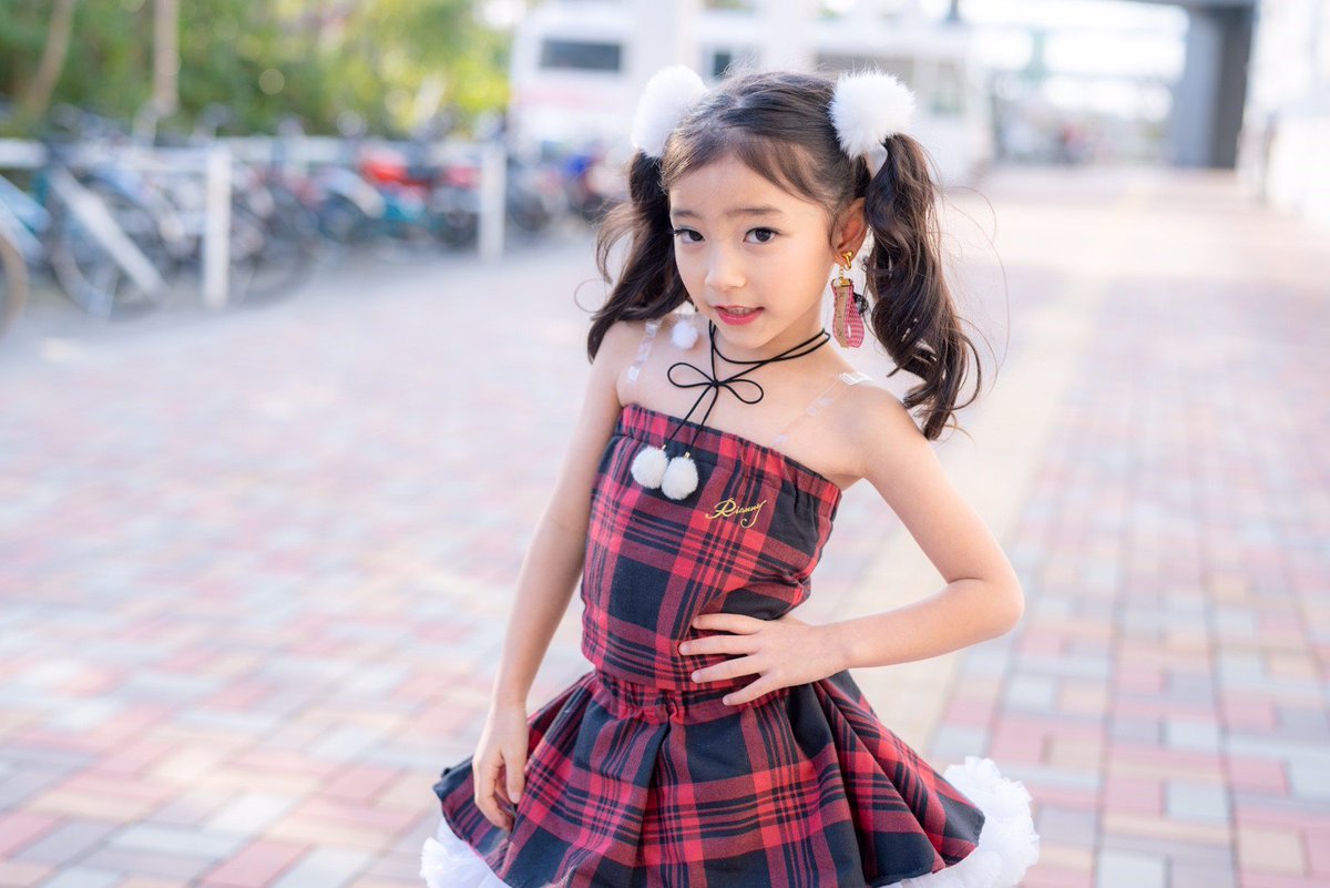 Little Big Girls Sur Twitter Lbgダンサーranran なんとまだ保育園児 しかし やる気と根性と度胸に驚かされるranran ダンスの 覚えも早く何でも吸収率が高い 応援宜しくお願いします Lbgranran アイドル 子供服ブランドアイドルグループ Rianny 保育園 Little Big Girls Sur Twitter Lbgダンサーranran なんとまだ保育園児 しかし やる気と根性と度胸に驚かされるranran ダンスの 覚えも早く何でも吸収率が高い 応援宜しくお願いします Lbgranran アイドル 子供服ブランドアイドルグループ Rianny 保育園