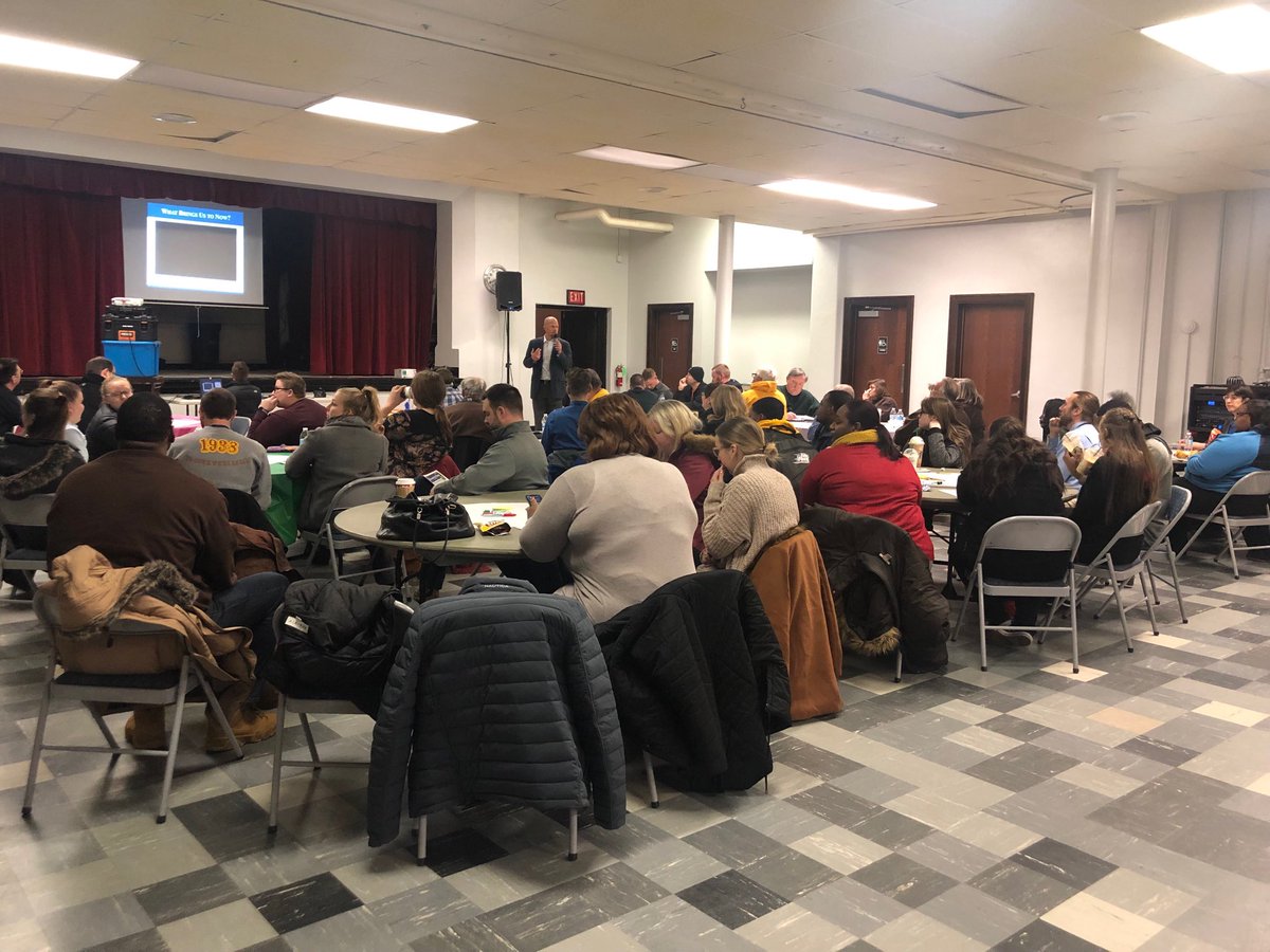 JackieCissell's tweet photo. Thanks to all of the staff, students, Howe alumni and community partners for your support at the Turnaround Task Force Community meeting tonight. https://t.co/84AMFrOaLR