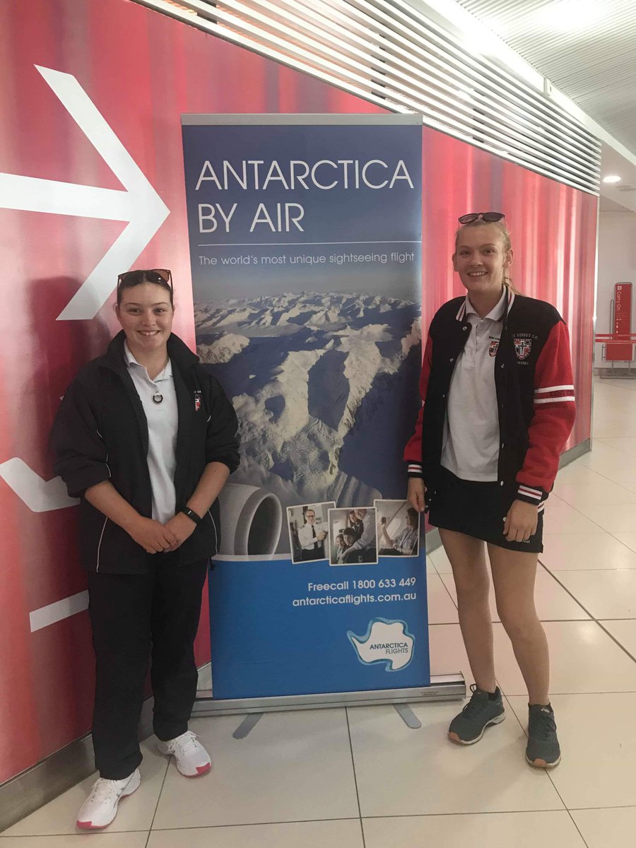 UrbaniakSuzy's tweet photo. #KentStCoRE experienced #therealclassroom over Antarctica on Australia Day. Another great #lifelonglearning experience for our students. #CoRELearningFoundation https://t.co/t2LlPPqk9Z