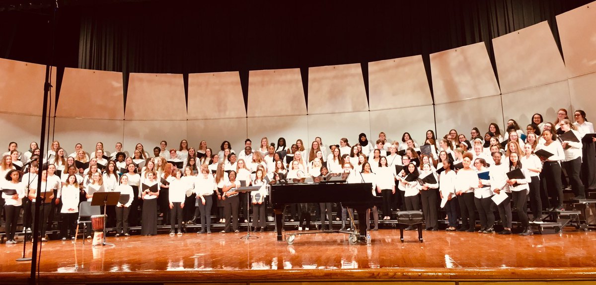 carritherschoir's tweet photo. Way to go All-County choir!! CMS has great singers representing us!! Go Hannah, Jill, and Erin!! @mdfw08 @carrithers_band @CarrithersMS https://t.co/tKs0WXiyCm