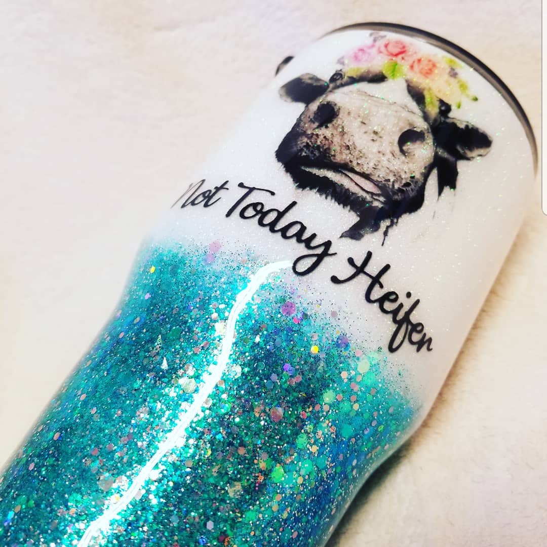 tailoredsigns's tweet photo. Another beautiful custom cup ♡ #nottodayheifer #nottoday #cow #cowlover #animal #animallovers #womaninbiz #Handmade #wnukrt #DIY #craftbuzz #crafty #Etsy #tailoredsigns #sahm https://t.co/GgtDuqnY2E