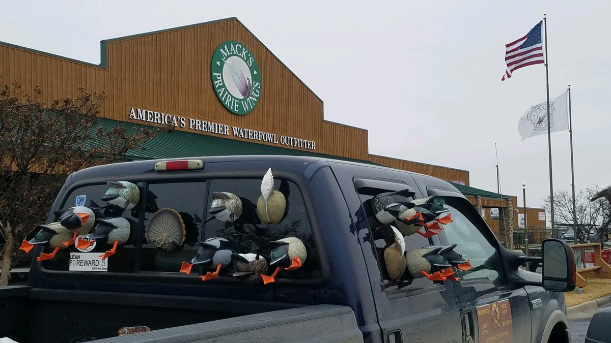 NuttinButtTN's tweet photo. Have you seen our butts before? Check us out at https://t.co/MQRUjGt944 we don’t mind if you stare! 🦆🦃🦌 #nuttinbutt #hunting #buttselfie https://t.co/XeRI7wUkaR
