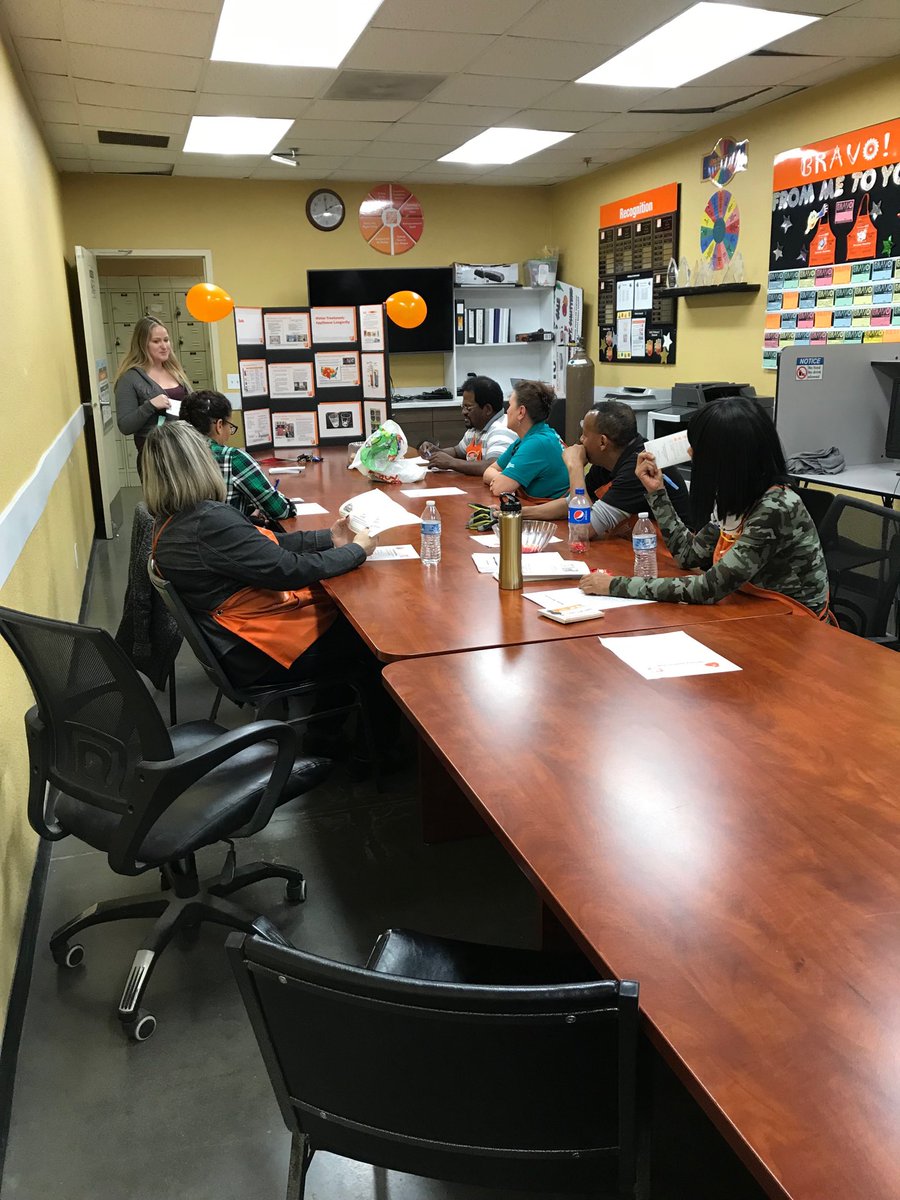 Specialty tues pk #puronics thank you for the knowledge!!!!! Great help to are SAW event #wenotmeelcerrito ⁦<a href="/flip_garcia/">Felipe Garcia</a>⁩ ⁦<a href="/tracie_daniels/">TracieDaniels@0643ASDSLIFE🧡</a>⁩ ⁦@Eddie94603⁩ ⁦<a href="/sean_john5/">Sean Johns</a>⁩
