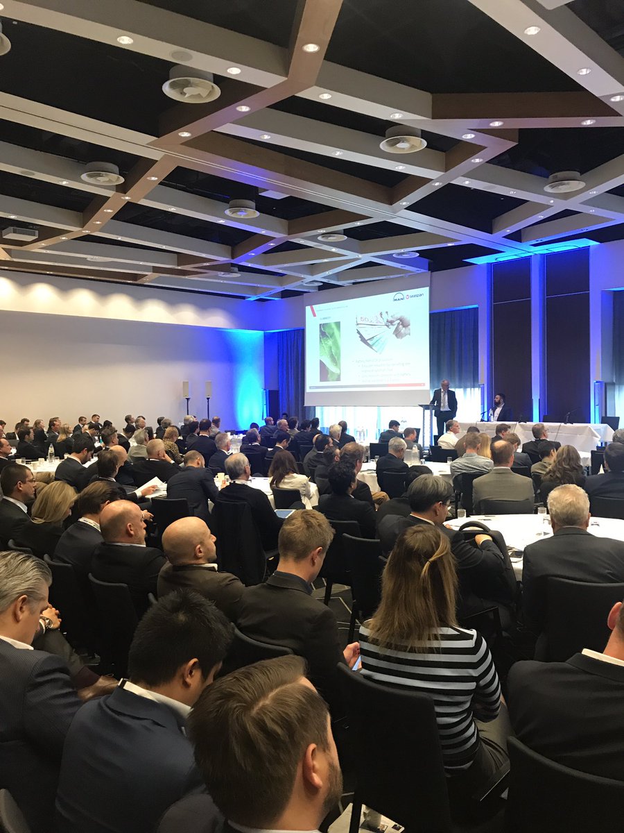 Dietmar Zutt @man_e_s  and Harly Penner <a href="/Seaspan/">Seaspan</a> explore the environmental impacts of LNG #lng19 #lngbunkeringsummit