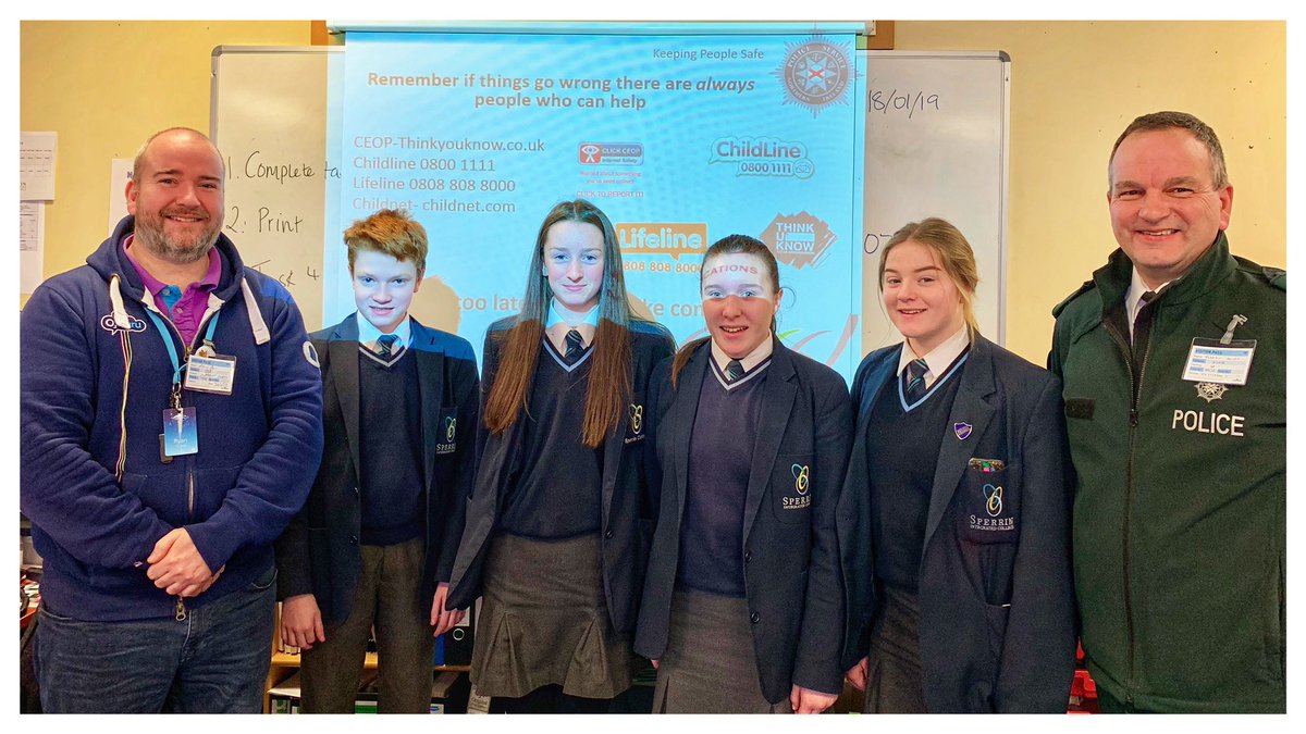 GuruMagherafelt's tweet image. Another fantastic Internet Safety talk today with Sperrin College’s Year 11’s #O2 #Guru #O2Guru #MyO2 #Magherafelt #MeadowLaneShoppingCentre #MMDCommunications #GuruInTheCommunity #PSNI #InternetSafety #SperrinIntegratedCollege