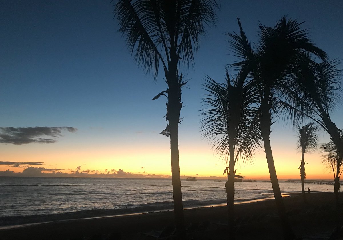 Move100Ottawa's tweet photo. Good Wednesday morning from Punta Cana! @StuntmanStu &amp; @AngiePoirier are on the air! Connect with them:

📱Text 10-0-30
☎️613-750-1100
📠Who still uses a fax 😂

Listen: https://t.co/IJ7yvH4l1R
#Ottawa #Ottnews #BellLetsTalk https://t.co/LEwhLhBiMy