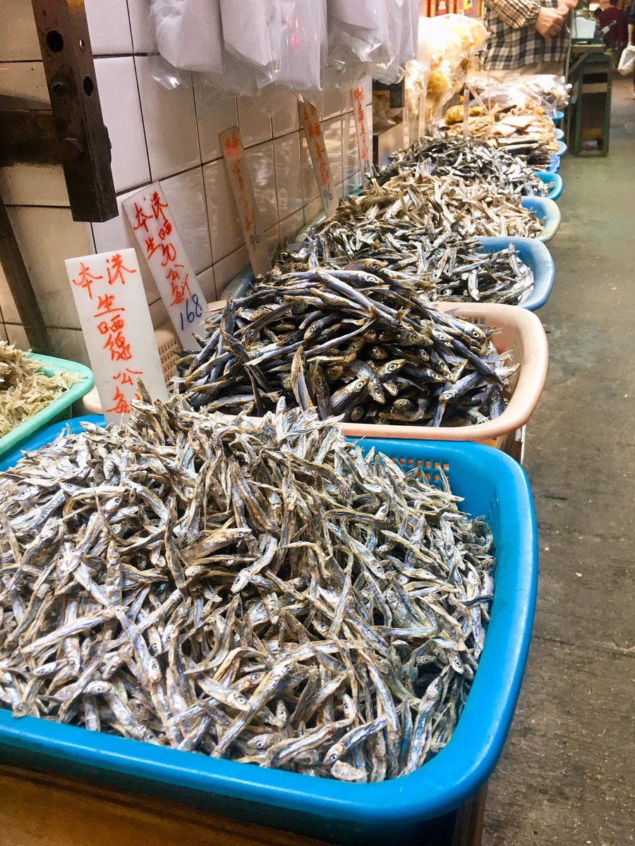 Mitsuryoshi_Z's tweet photo. 僕んちの近所が市場状態でわくわくが止まらない🤩✨ #Monkok #旺角 https://t.co/MGfqnyqwEN