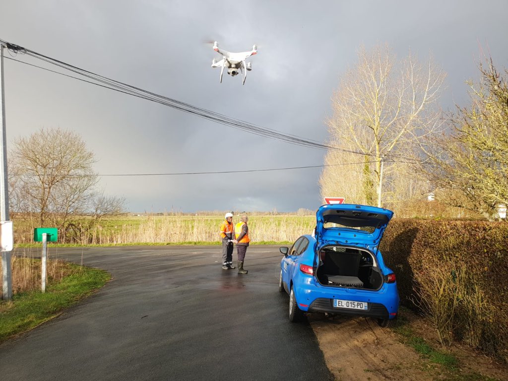 En Vendée, on utilise aussi des #drones pour effectuer les diagnostics de casse et gagner du temps pour les réparations #TempêteGabriel