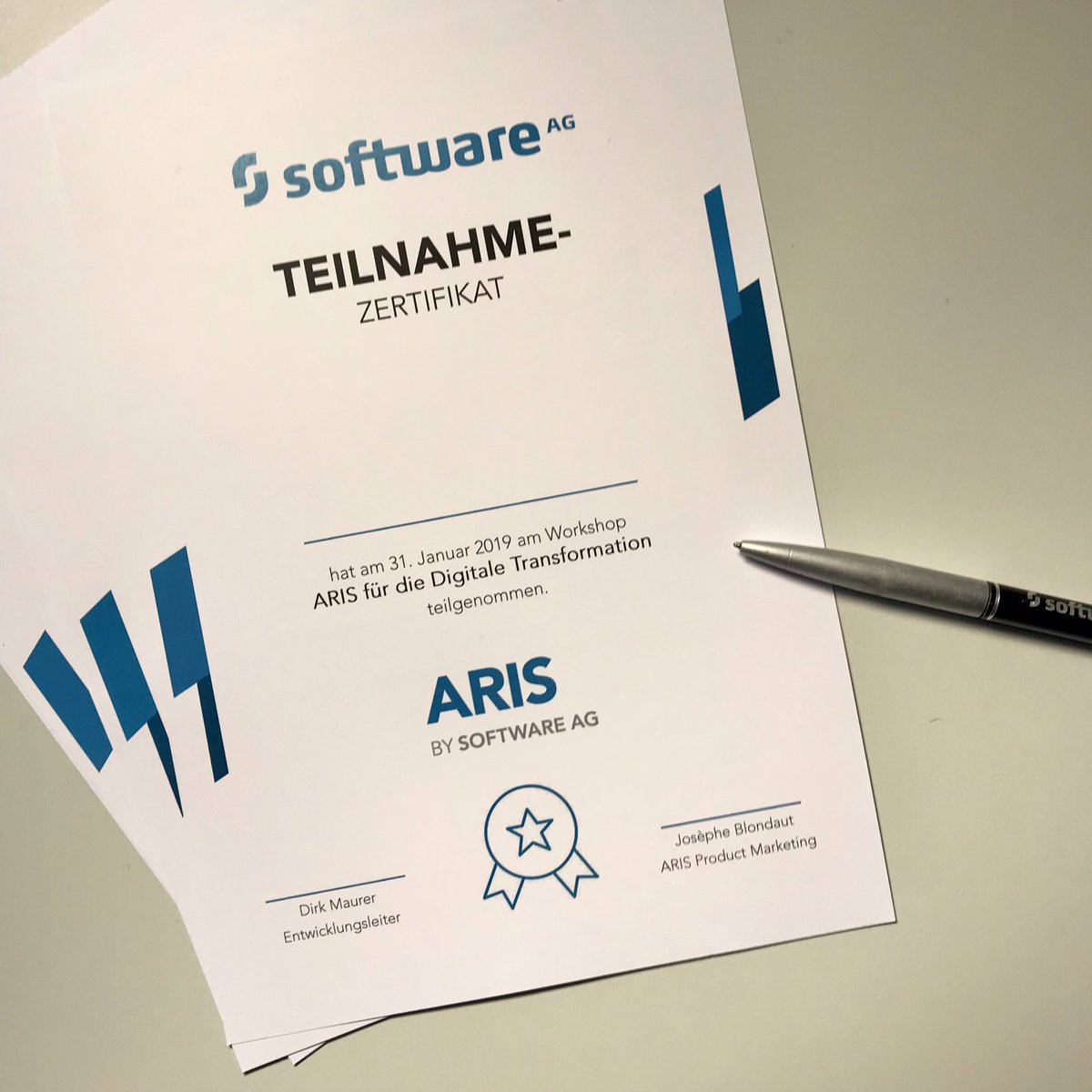 JosepheBlondaut's tweet photo. Wir sind Startklar und freuen uns auf die Schüler der @wssbr 👩‍🎓👨🏽‍🎓
Morgen geht es um #DigitaleTransformation mit #aris10 🧐🧐Inspiration für die Jungs und Mädels da sie die Zukunft sind 💪🏻 @saaris_ikt @SoftwareAG_Uni @SoftwareAG_D @szaktuell @rv_saarbruecken https://t.co/lQspwsFrZN