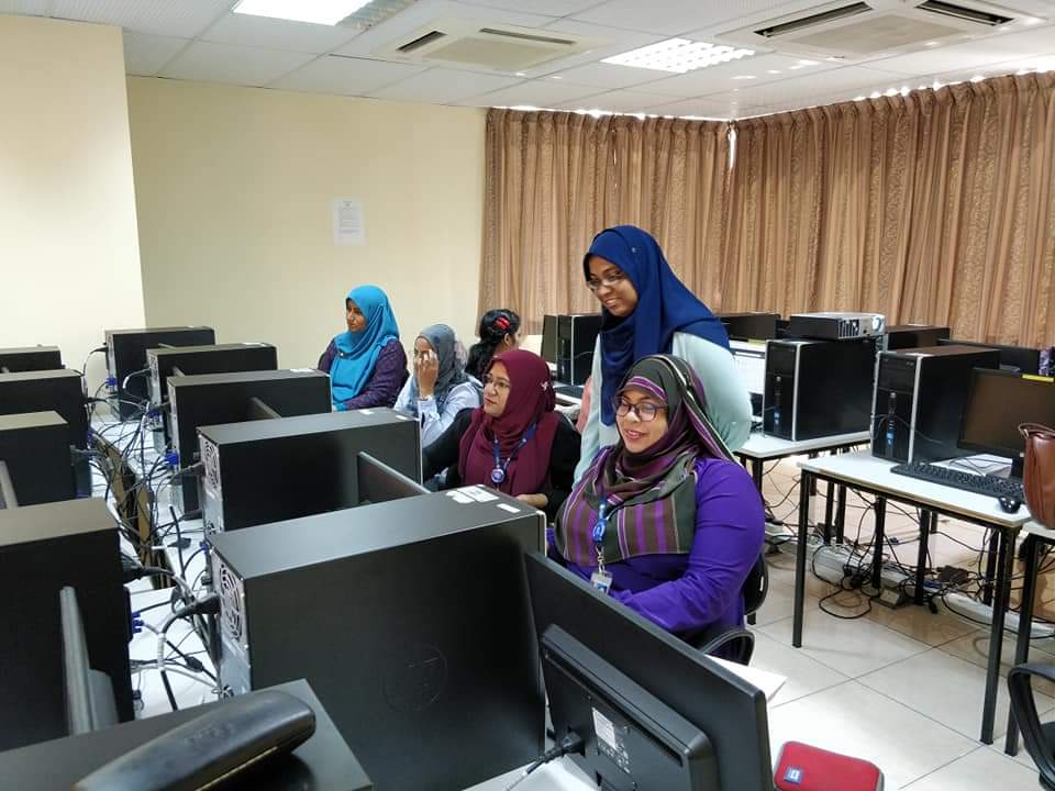 MNULibraries's tweet photo. Database session for the Academic Staff of School of Nursing
#InformationLiteracy #LibrarySession #EBSCO #Hinari #Saruna https://t.co/hGdv7To3pR