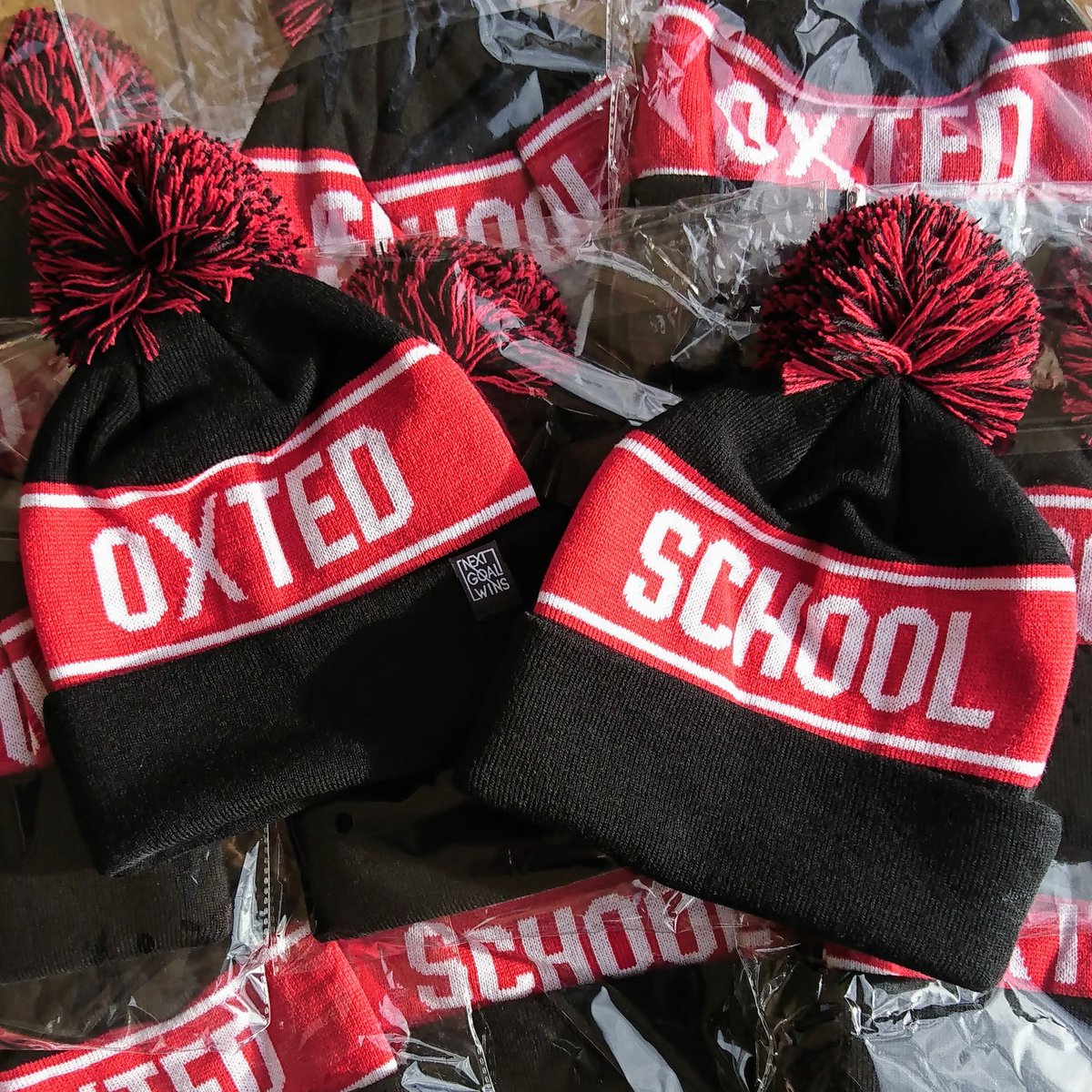 OxtedBobble's tweet photo. Not a snow day ❄️ but a perfect bobble day @OxtedSchool 😎 #oxtedbobble #chillybobbles #bobblebrains https://t.co/Ovp2Vg0ych