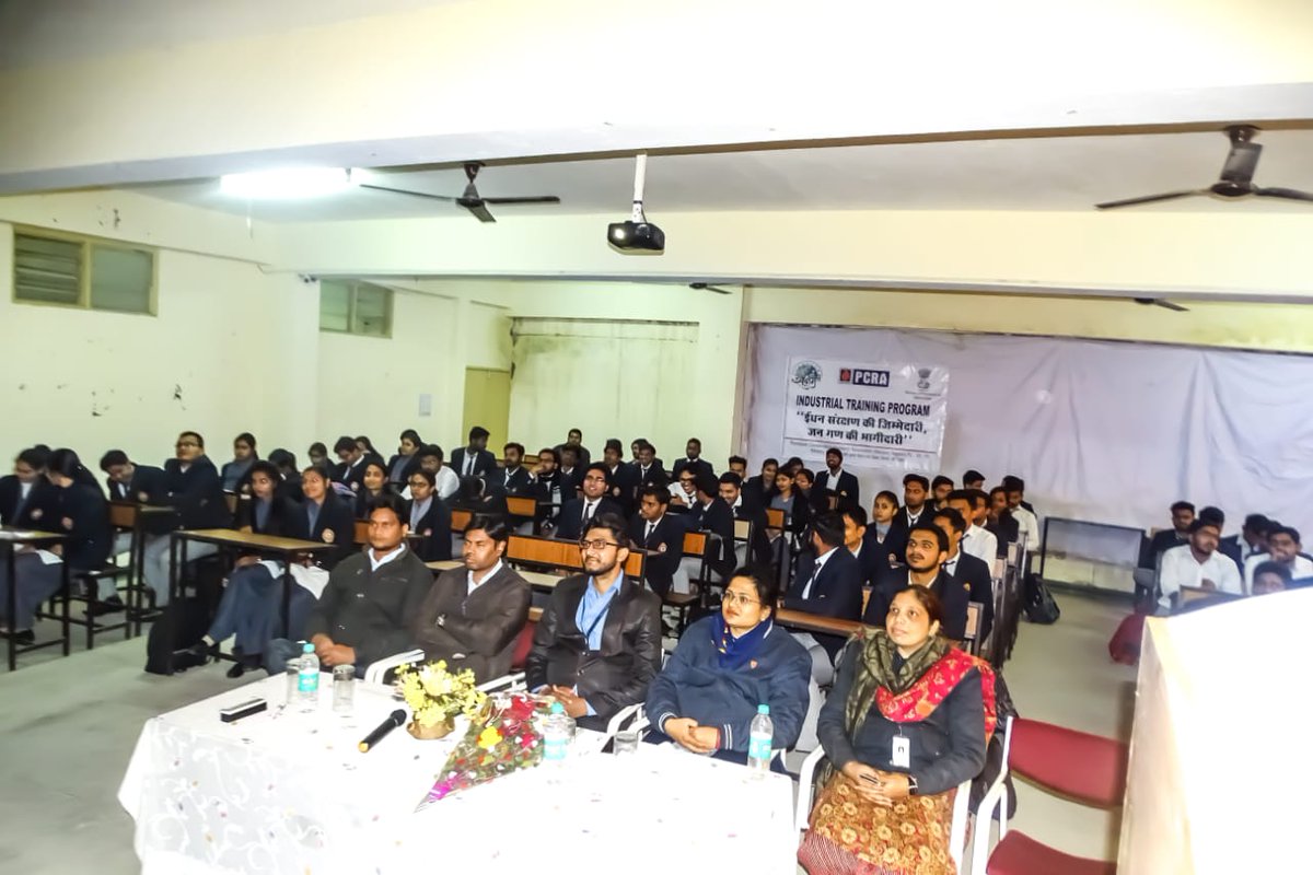 oistbpl's tweet image. #OrientalCollege #Expert_Lecture at #OCT