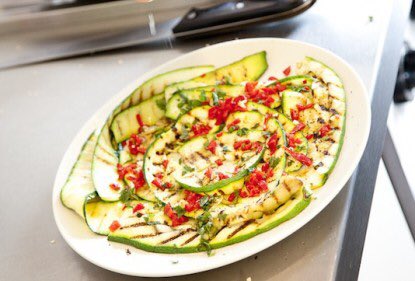 asaladlover's tweet photo. The secret is out. Marinate your #vegetables first then #BBQ 🍆🍆🍆https://t.co/42KukY9Dyn https://t.co/VOJu7T6a2c