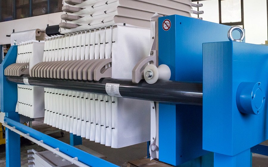 Are you operating a #FilterPress? We supply individually manufactured #FilterCloths in many different qualities. Discover our wide variety of filter cloths here: sanin-filtertechnik.de/en/liquid-filt…