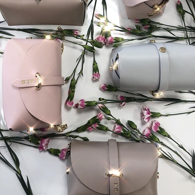 LRM - Our latest cross body bag to join the collection, The Bella Bag,  Smoke Rose 💫 ⠀⠀⠀⠀⠀⠀⠀⠀⠀ Inside, this bag has 2 separate compartments with  internal and external pockets. Available in
