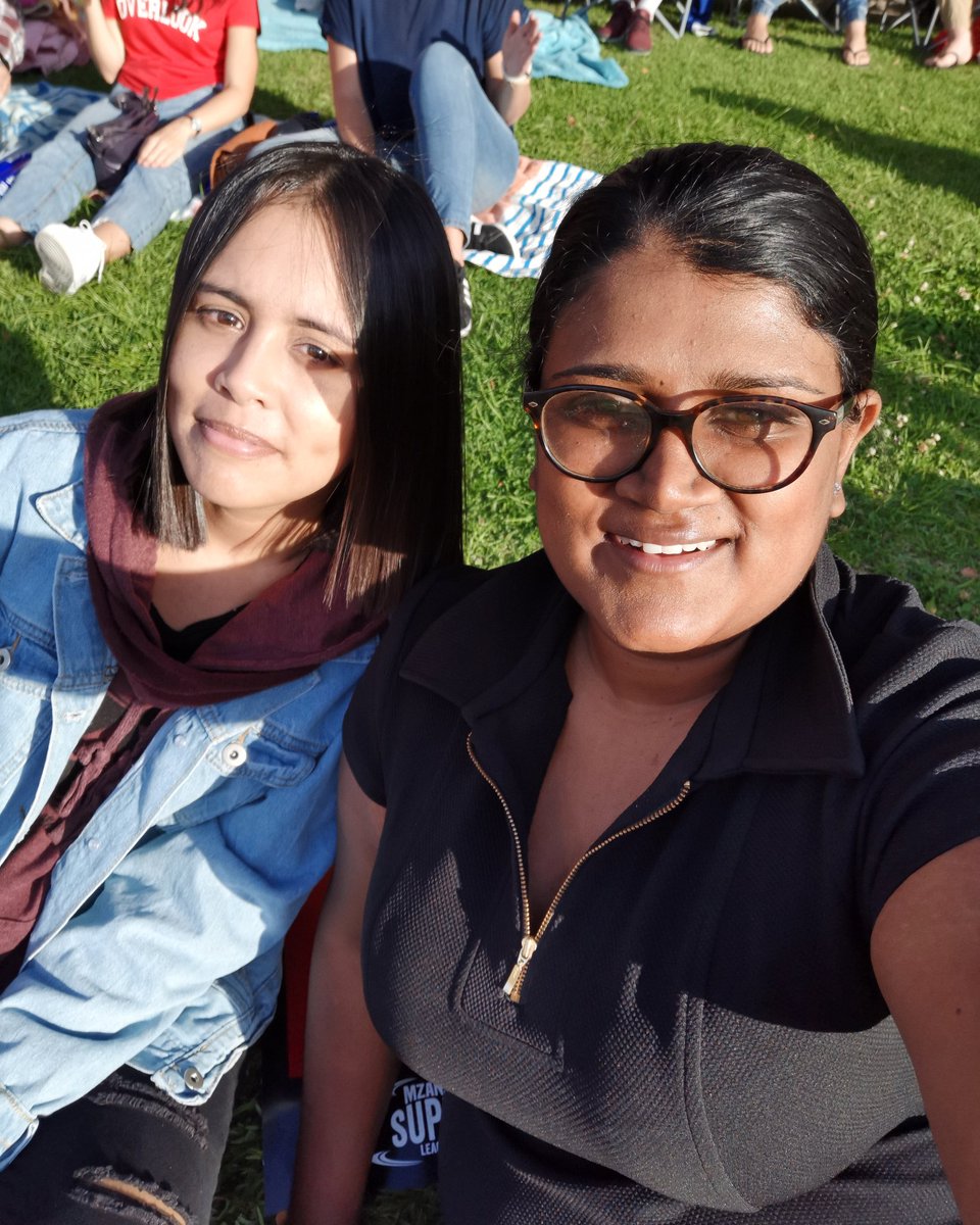 Dhashnie's tweet photo. PPC Newlands beaware, the Fourth Umpires are coming 😉 @Dhashnie
@NaeemahBenjamin
If you haven't checked our blog then have a visit now at https://t.co/Y9RRNJ4j4v 😉
#SavsPak #SAvPAK #ProteaFire #SaCricket #Newlands #ppcnewlands #Cricket #thefourthumpires #blogger #blog #sport https://t.co/tlTUqYduRW