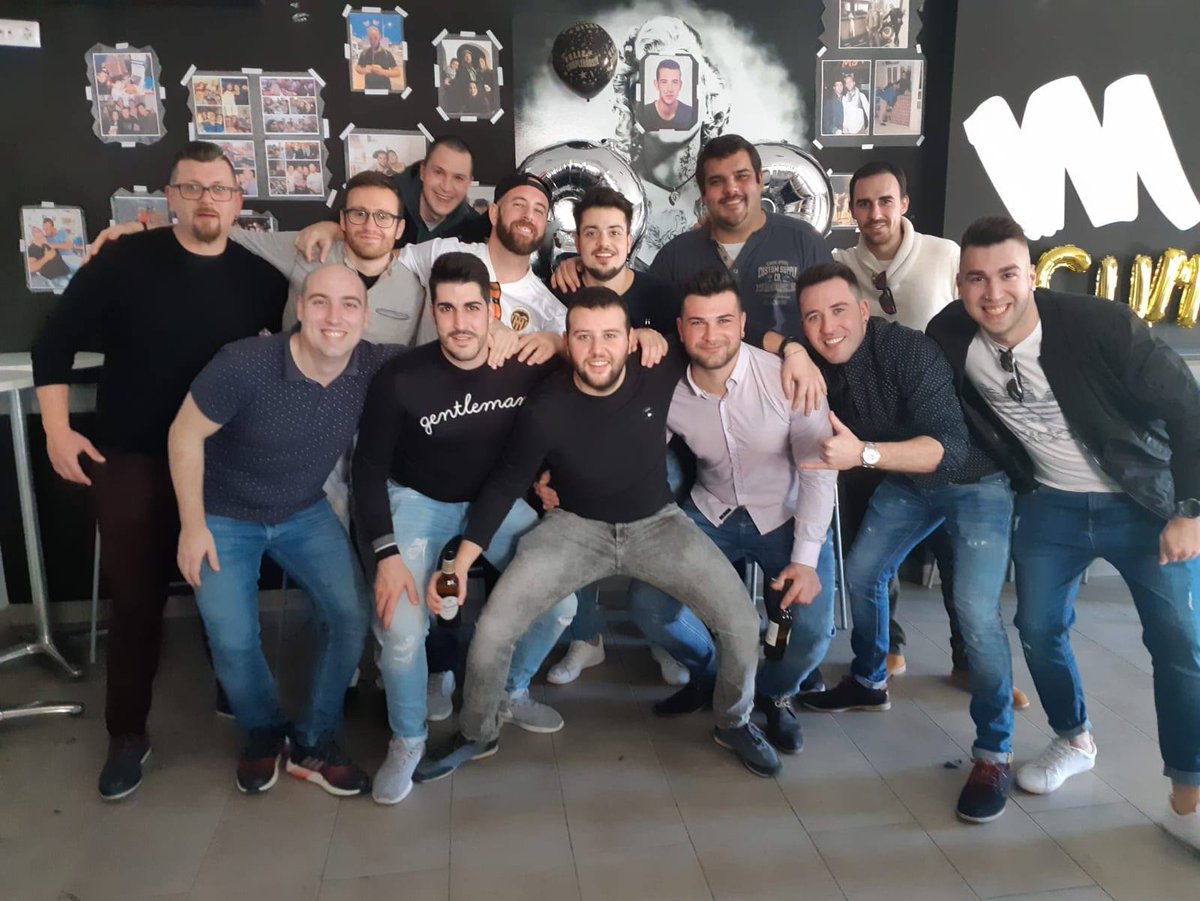 marejololiva's tweet photo. Ací teniu quatre fotets de l'última festa del #Jol

Què bé ens ho vam passar!

Sou els millors! https://t.co/gblS2I74SB