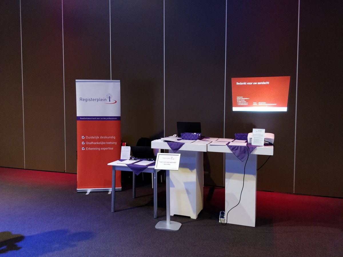 DesireeKroon's tweet photo. @Registerplein is vandaag aanwezig op het congres #vertrouwenindetoekomst? van @SociaalWerkNL @LOSR @ernstradius https://t.co/5rxTSYq5Mb