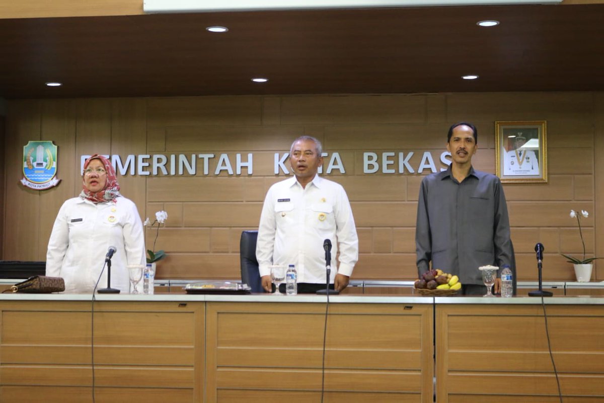 Rahmat_Effendi_'s tweet photo. Sinergitas dalam membangun keadaan cipta kondisi di wilayah Kota Bekasi, Kajari Kota Bekasi mengajak sekaligus menghimbau untuk bersinergi dengan Pemerintah Kota Bekasi beserta Camat dan Lurah se Kota Bekasi berkenaan dengan pemahaman hukum.
@pemkotbekasi @humasbekasikota https://t.co/1vaxIbzoy7