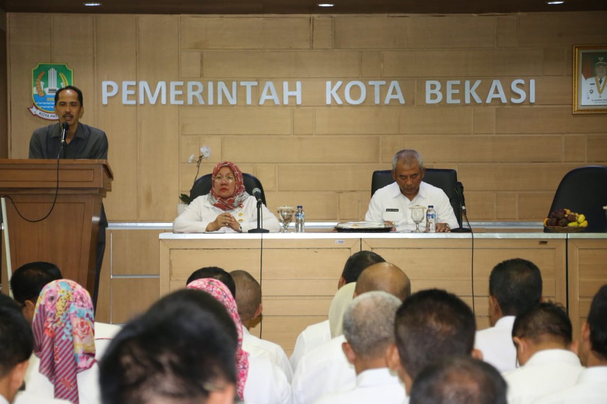 Rahmat_Effendi_'s tweet photo. Sinergitas dalam membangun keadaan cipta kondisi di wilayah Kota Bekasi, Kajari Kota Bekasi mengajak sekaligus menghimbau untuk bersinergi dengan Pemerintah Kota Bekasi beserta Camat dan Lurah se Kota Bekasi berkenaan dengan pemahaman hukum.
@pemkotbekasi @humasbekasikota https://t.co/1vaxIbzoy7
