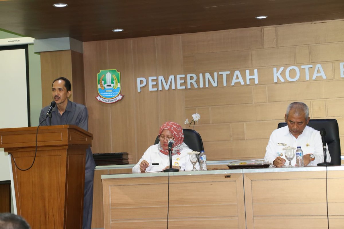 Rahmat_Effendi_'s tweet photo. Sinergitas dalam membangun keadaan cipta kondisi di wilayah Kota Bekasi, Kajari Kota Bekasi mengajak sekaligus menghimbau untuk bersinergi dengan Pemerintah Kota Bekasi beserta Camat dan Lurah se Kota Bekasi berkenaan dengan pemahaman hukum.
@pemkotbekasi @humasbekasikota https://t.co/1vaxIbzoy7