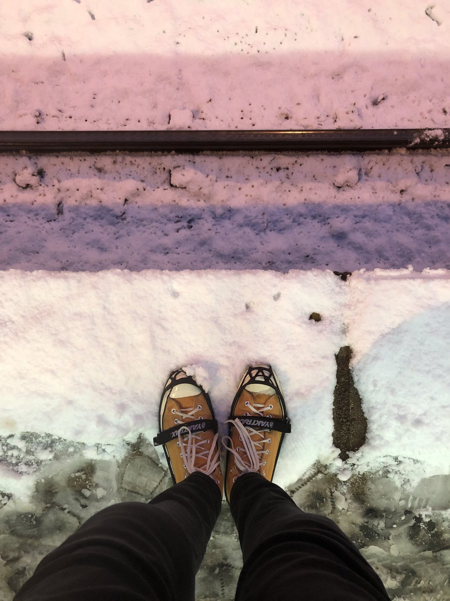 AndrewSavill's tweet photo. Get your @yaktrax on #nonslip #fastwalking #standuptowinter https://t.co/276qGG4nSI