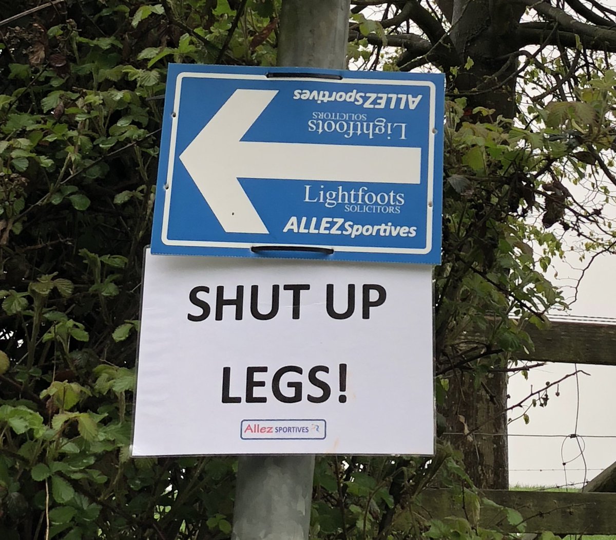 AllezSportives's tweet photo. “Nothing like clear direction!” #lovethechilterns #ridewithus #lovecycling #ruleV #allezallezallez #sharpener #shutuplegs https://t.co/a1U11ZdZ8u