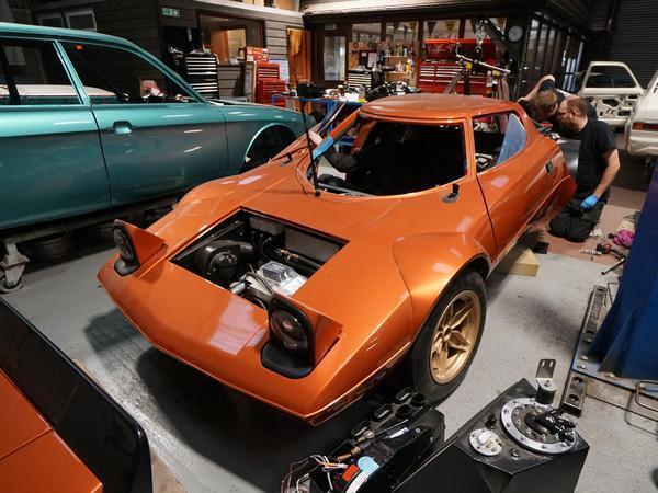 PistonHeads's tweet image. The supercharger is on the Stratos, the Gordon Murray Escort continues to evolve and something all new arrives: bit.ly/2Ba7TMK #Retropower #PistonHeads