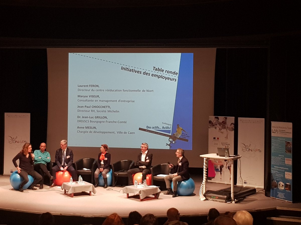 CNAS_Centre's tweet photo. En direct du colloque de l'#ONAPS à #Vichy sur la sédentarité au travail. https://t.co/DznbtrQKHo