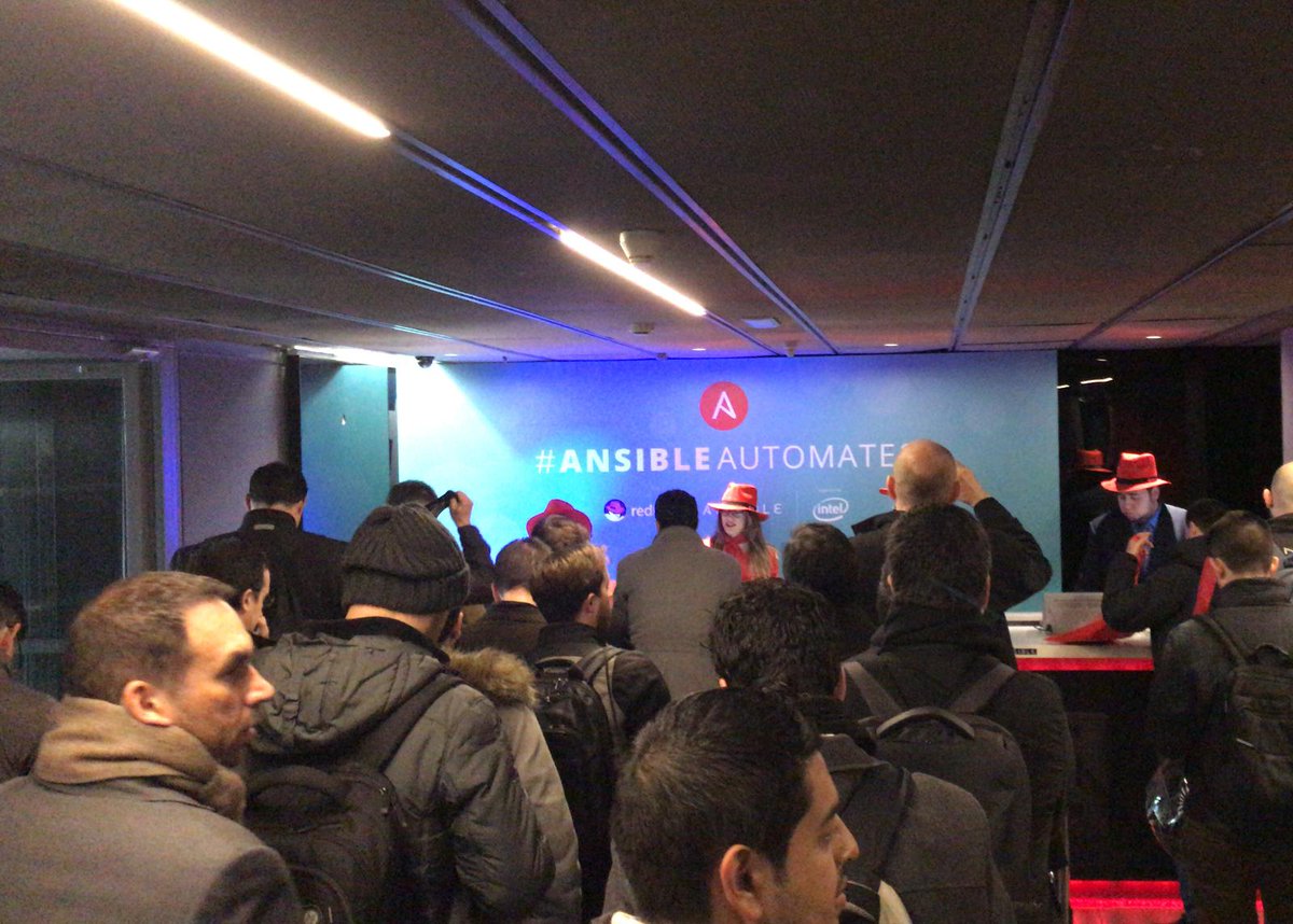 lailamht's tweet photo. #AnsibleAutomates de @RedHat arranca en Madrid. Un día dedicado al presente y futuro de la Automatización de  TI con @juliaberp_julia , Country Manager de Red Hat para Iberia. Qué día nos espera!! https://t.co/e97B0sAfUi