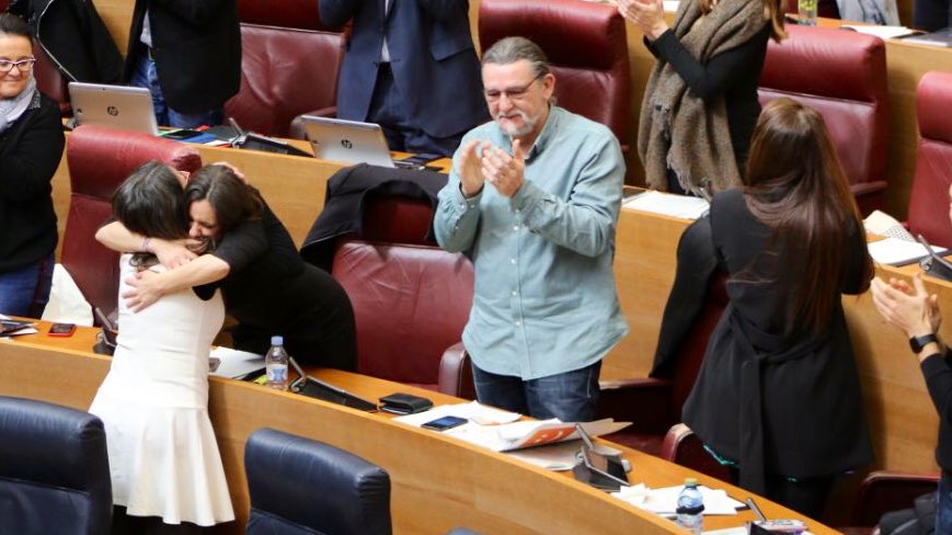Compromís tweet media