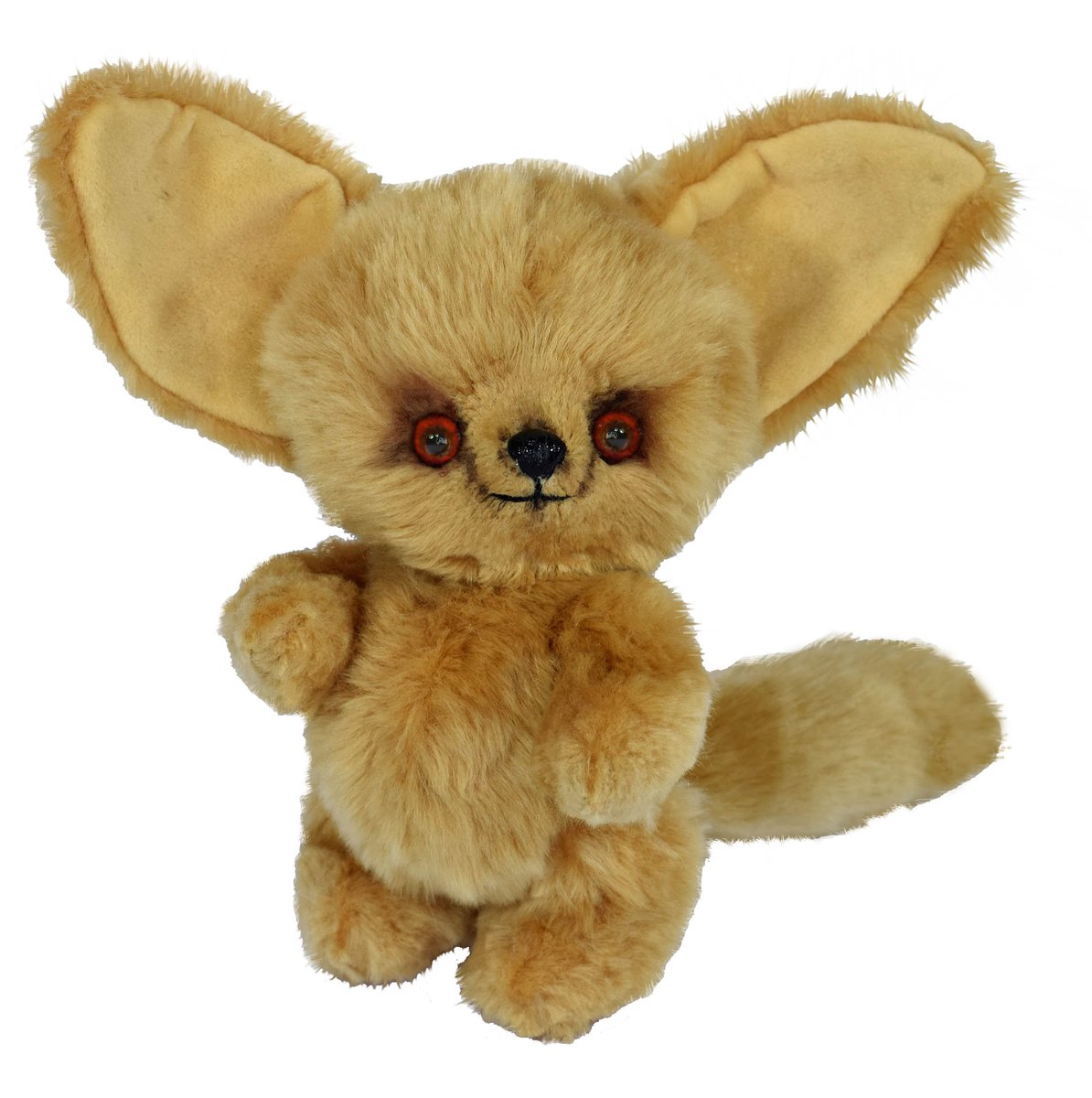AMIntAgencies's tweet photo. Introduce our unique, original, exquisite Teddy bears, "CLEMENS BEARS"  2019!!  Come and see us at Hall 5, L40 @NEC #springfair2019 #teddybears #clemensbears #deansbears # newproucts #original #unique # https://t.co/aTUjDWgVC3