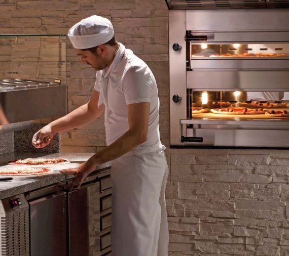 PREPARE THE DOUGH AND LEAVE THE REST TO ZANUSSI  
Tuttopizza Zanussi Deck oven is the ideal and complete system for those who want to offer pizza on their menu and maximize their productivity level and quality.

#Zanussi
#ExtrasNigeria
#DeckOven