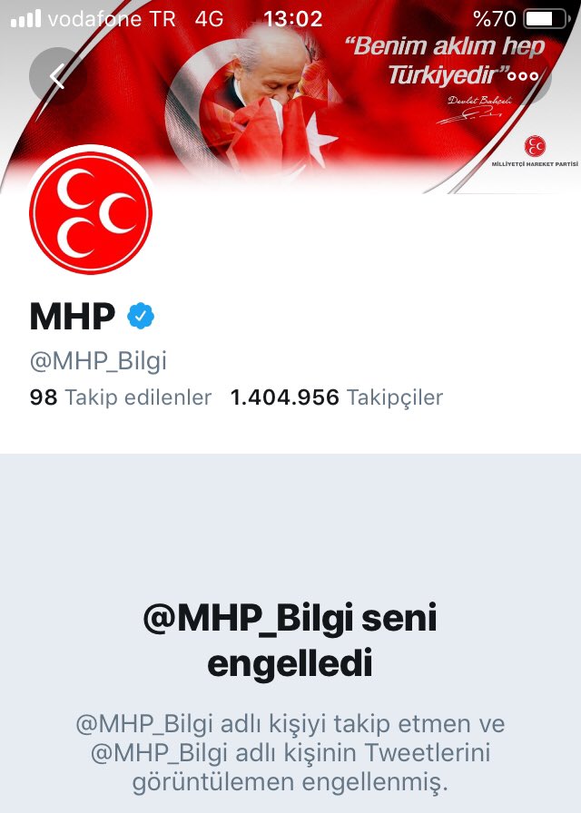 Usyinn's tweet photo. Verdikleri sözü tutmadıkları gibi. Hiçbir hakareti bile olmadan engellediklerinin kendi seçmeni ve tabanı olduğunun farkında olmayan parti ve vekilleri. Biz size nasıl inanıp güvenelim. #EYT #çarşamba https://t.co/xssks9f453