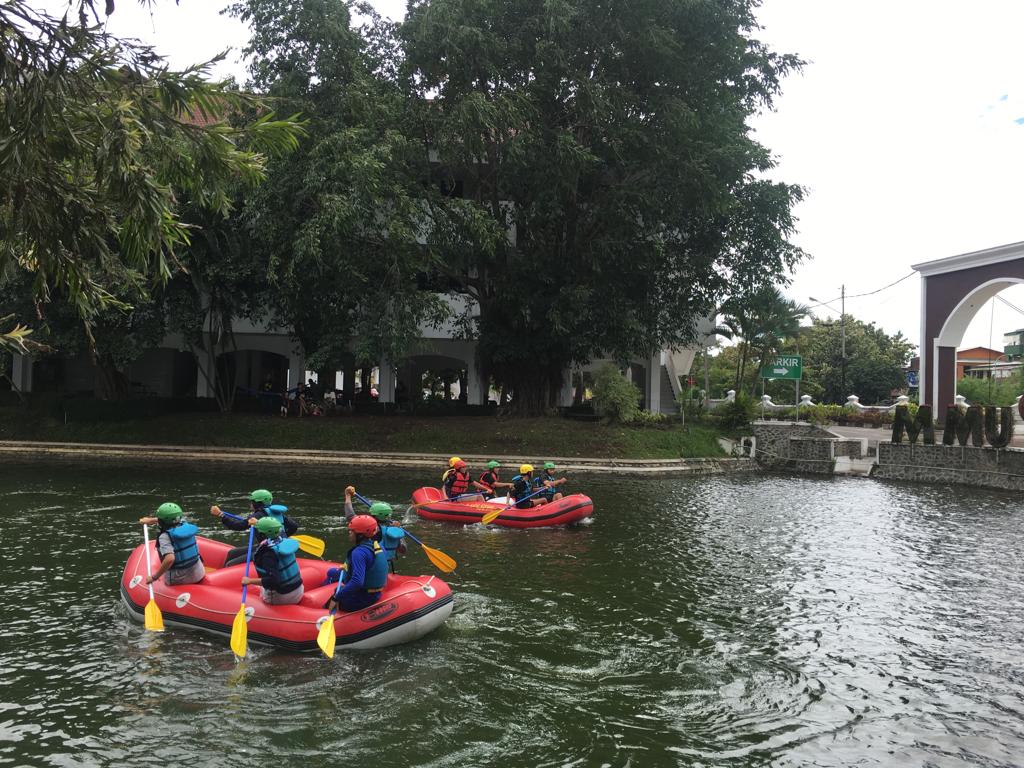 DIMPA_UMM's tweet photo. [Dimpa Boat Race Challenge]

Salam Lestari!!!!
Rangkaian acara boat race 2019 yaitu acara latian gabungan SISPALA semalang raya, demi menciptakan rasa kekeluargaan dan menambah skill teman teman untuk persiapan perlombaan boat race 2019. https://t.co/YwnygvHMOM