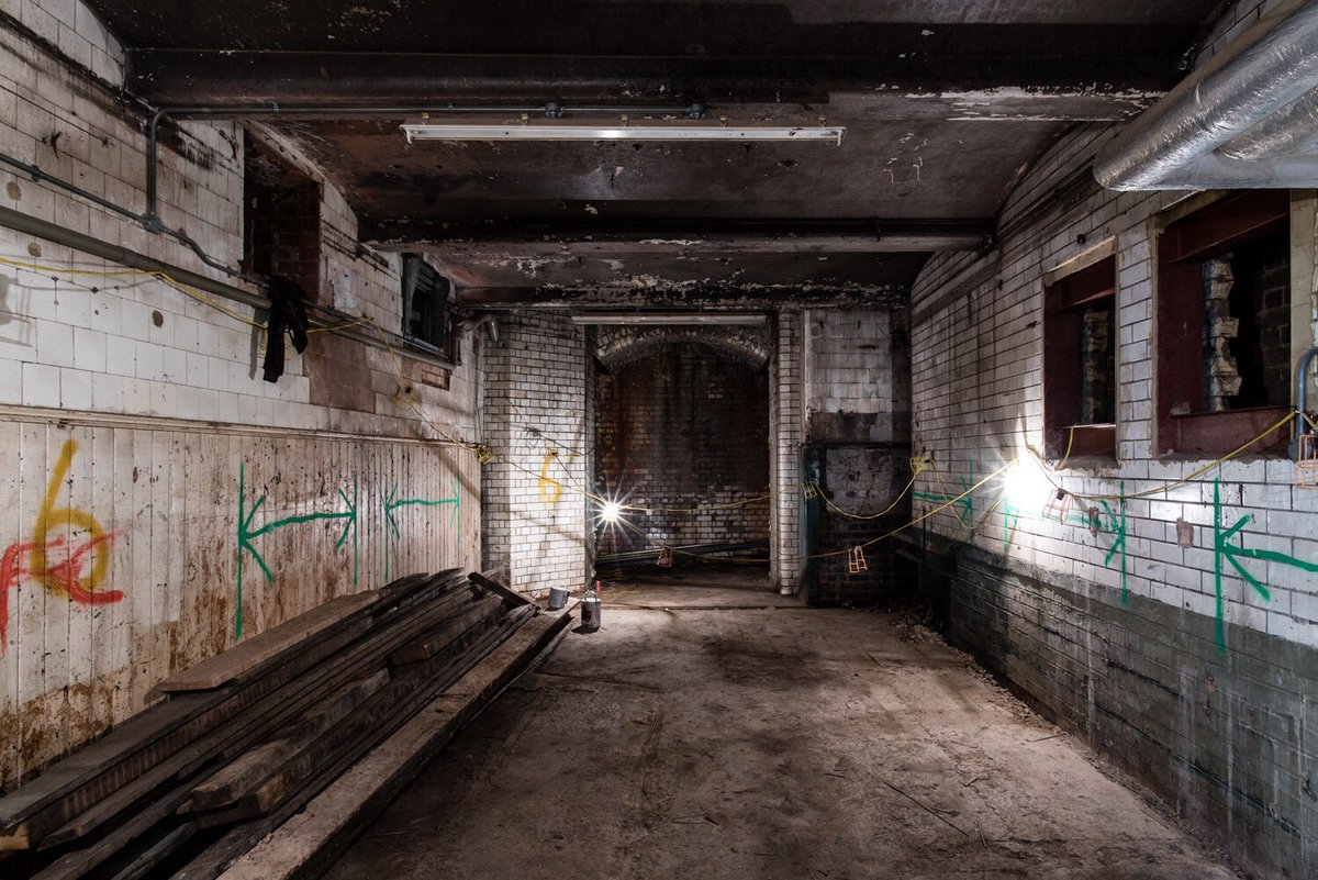 TattuRestaurant's tweet image. 🌸FROM THEN TO NOW...

We open the doors to all guests this Friday at #TattuBirmingham 👏🏾 

Come and experience our brand new restaurant on Barwick St. 

Book now: Tattu.co.uk 🥢

#TattuRestaurants #YinYang #ModernChinese #PermenantlyUnique