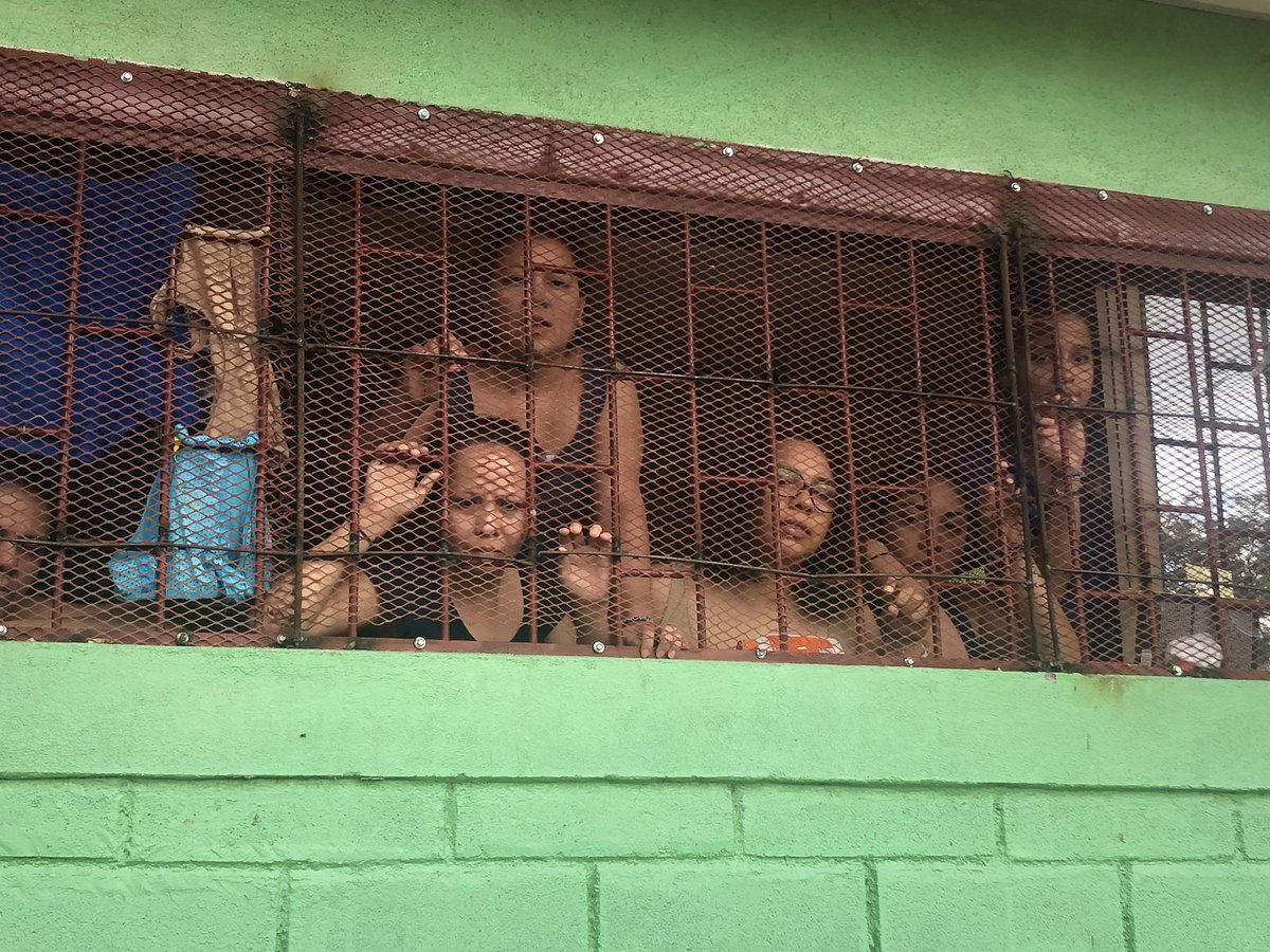 Elise Coolegem (@EliseCoolegem) on Twitter photo 2019-01-30 10:32:40 Looking back at a difficult ad-hoc visit of #EP to #Nicaragua. #Dialogue greatly needed in a divided country, which encompasses freeing of political prisoners including Belgian citizen #AmayaCoppens, greater press freedom and return of international organisations. Looking back at a difficult ad-hoc visit of #EP to #Nicaragua. #Dialogue greatly needed in a divided country, which encompasses freeing of political prisoners including Belgian citizen #AmayaCoppens, greater press freedom and return of international organisations.