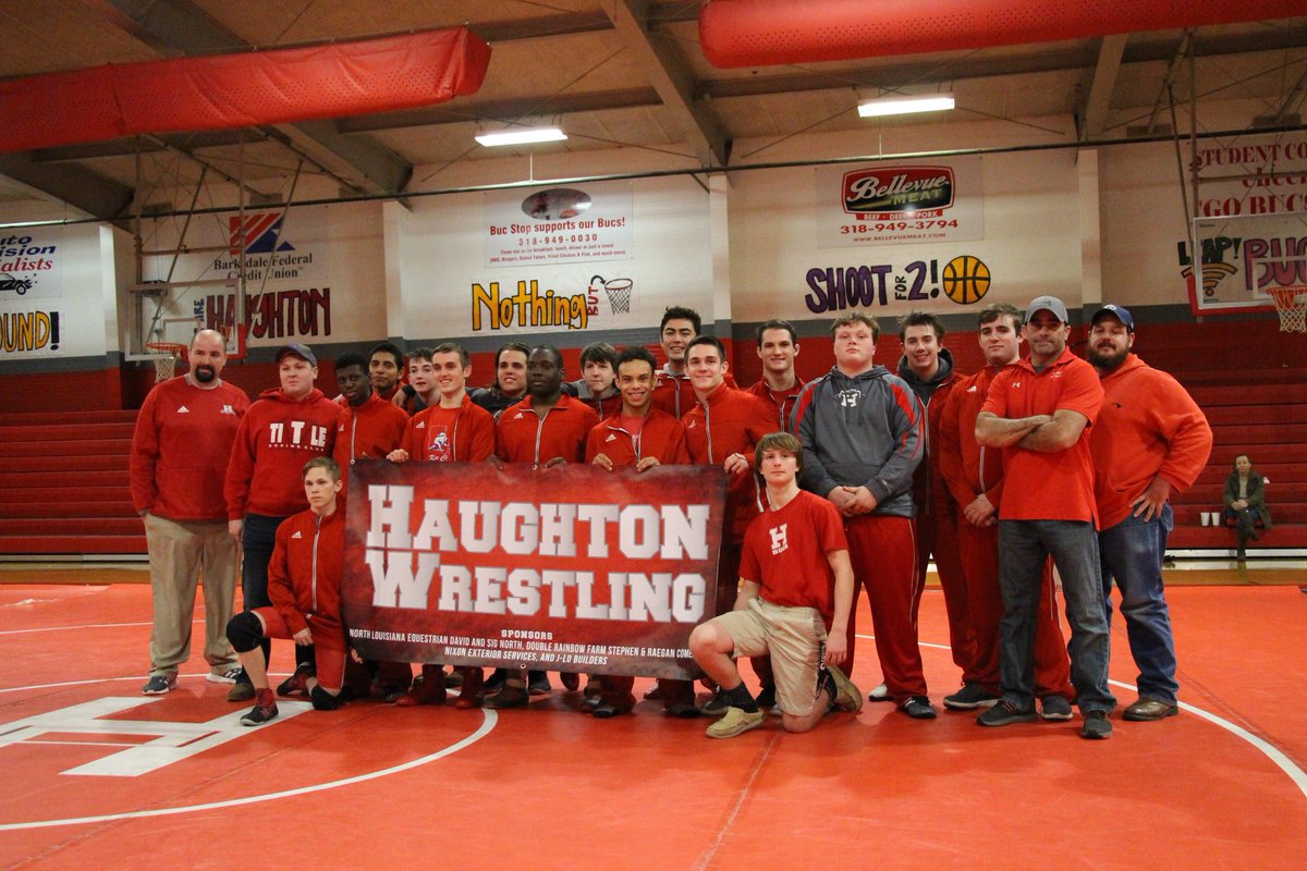 HaughtonWrestle's tweet photo. Thankful for this group of guys and their parents as well as our sponsors this season. Only state remains! Hard work pays off. These guys are an excellent example of that. #itsagreatdaytobeaBUC https://t.co/V5ujjapYvg