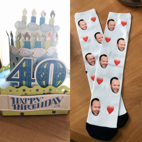 tnormandeau22's tweet photo. Early birthday love from my #pic @JKnightzgrl!! 😁😂👏👏 Thaaank youuuuu chica!! #itsjusthowwedo #blockheadsgivethebestgifts https://t.co/sOs9OmAhOL