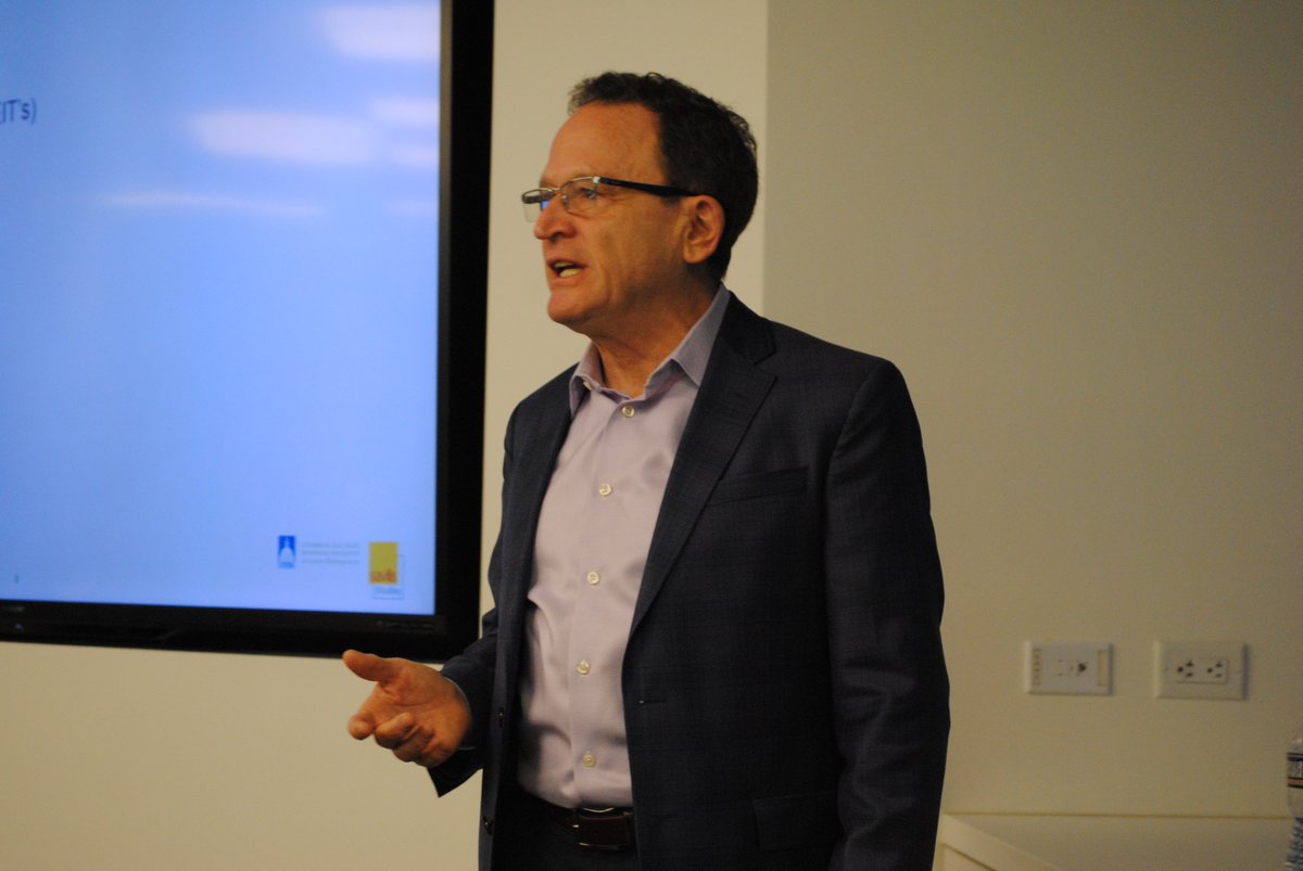 SavillsNA's tweet image. .@CREBAdc gathered at our #DC office for the first of its 2019 CREBA Classroom Series, Financials of a Deal, presented by #SavillsStudley Vice Chairman Art Greenberg.