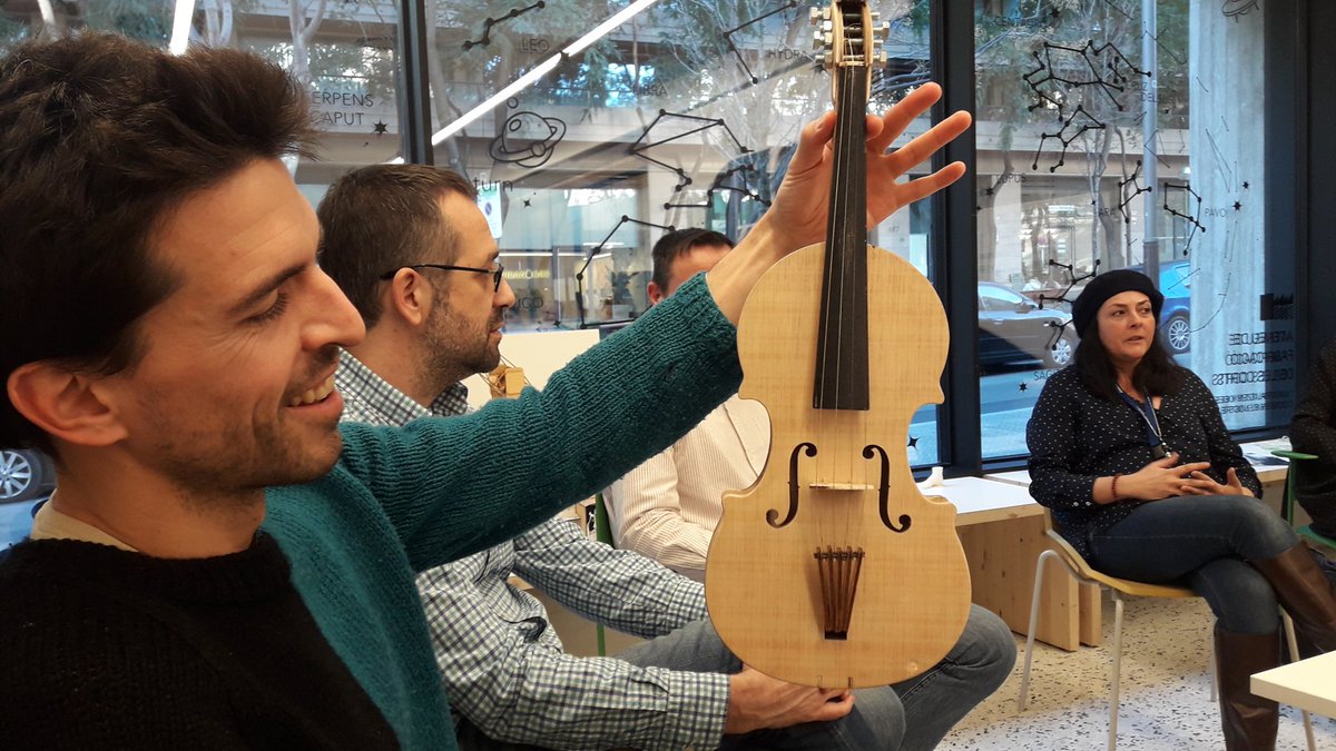paufolchsax's tweet photo. Avui l'equip #impulsteam de l'@INS_Pla_Marcell anem a la formació per participar al projecte #SonarTEAM del programa #STEAMcat ... anem a construir instruments musicals, tot estudiant la física del so i les propietats dels materials...i per suposat, farem música!!😎🎸🎷🎹🥁 https://t.co/AHMrXvpTJX