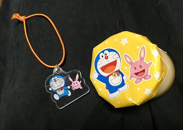 荒ぶる神々馬場 ドラえもん伝道師 これが今東京ドームシティのポップアップショップで買える ドラえもんプディングです 肝心の プリンもなめらか食感で旨し ドラえもん 月面探査記