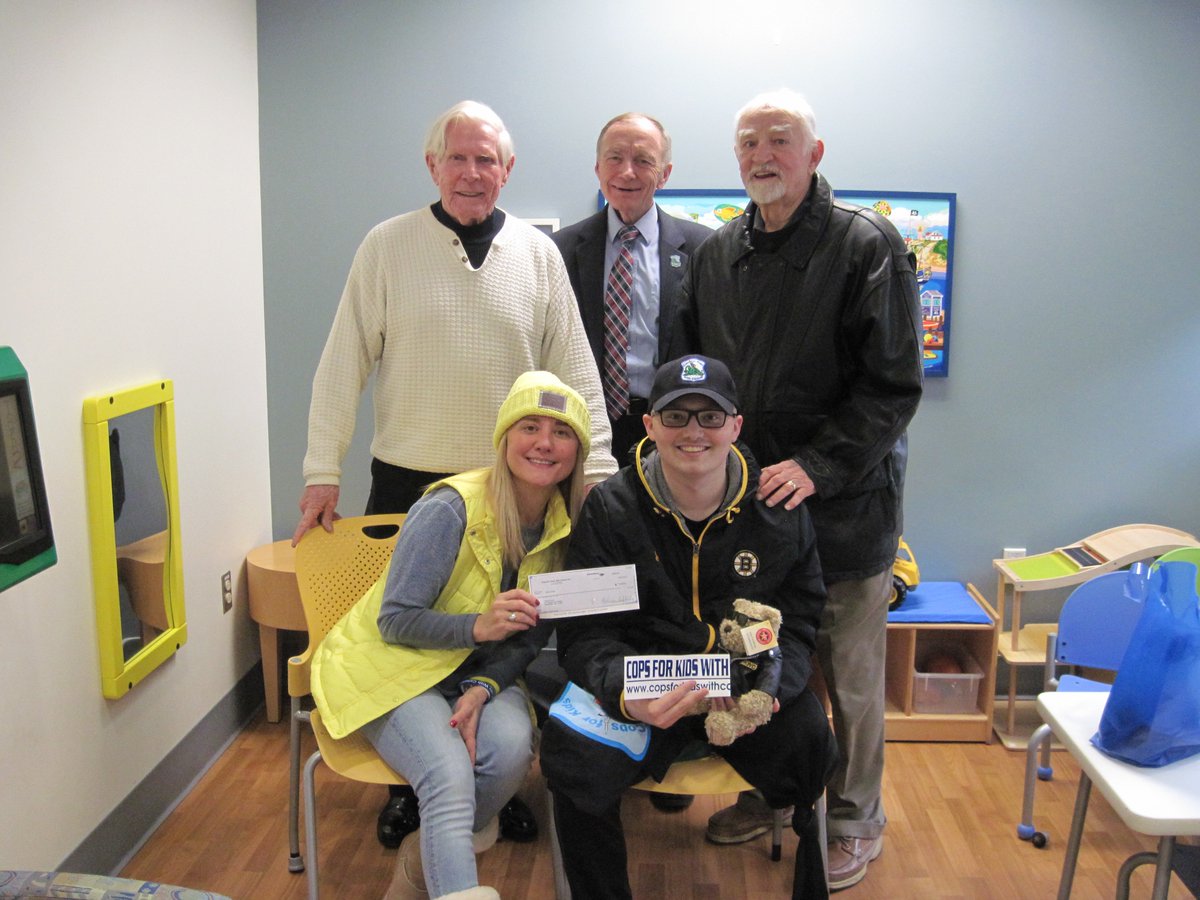 On 1-29-2019, CFKWC went to U-mass Medical Center in Worcester and gave a $5,000.00 dollar donation to the family of  Ryan Doyle, an 18 year old boy from Wilbraham who has Osteosarcoma. In photo, Mom, Diana and Ryan. Back row CFKWC Bob Faherty, Bill Coulter and John McManus.