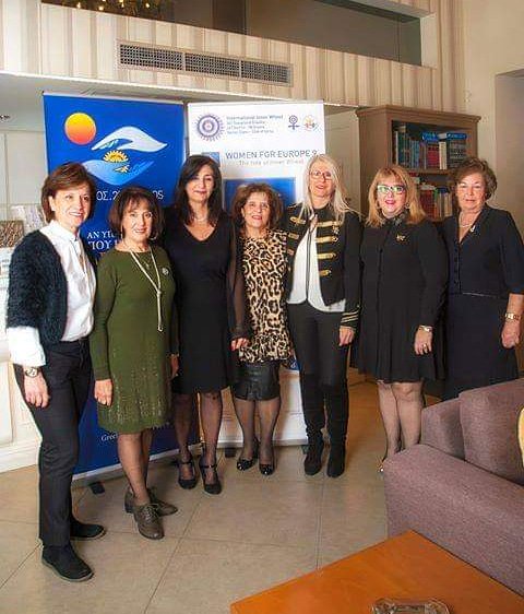 InnerWheelGr's tweet image. ΟΜΙΛΟΣ ΣΥΡΟΥ
Στις 13 Ιανουαρίου 2019, ο Όμιλος Inner Wheel Σύρου έκοψε την πρωτοχρονιάτικη πίτα του
 και γιόρτασε τα 95α γενέθλια του IW. 
Η πρόεδρος στην ομιλία της ανέλυσε το συνέδριο 
"Women for Europe 9",  που θα διεξαχθεί στη Σύρο 
από 4-6 Απριλίου.