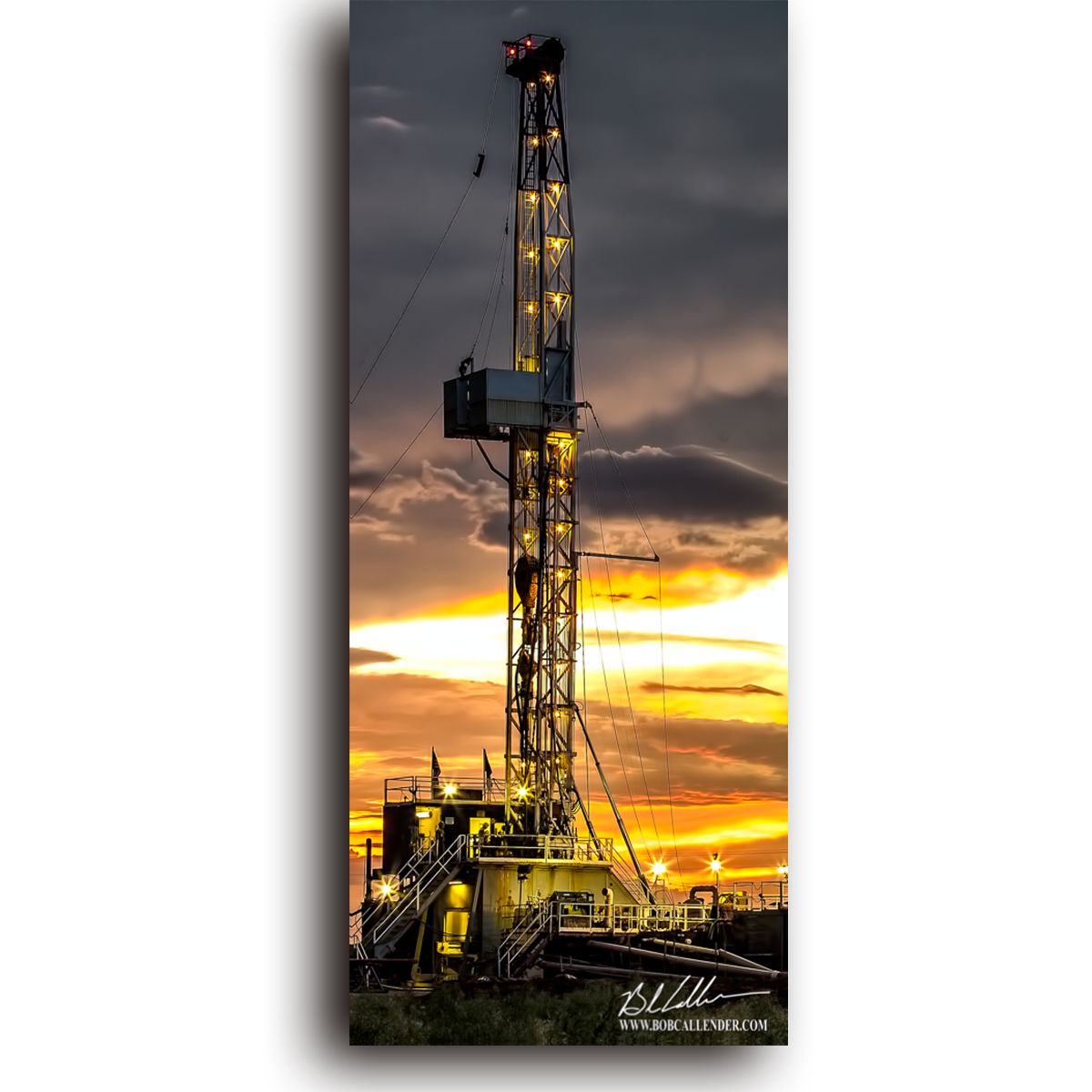 Lreene7777666's tweet photo. After the Storm II, there is such a sweet smell of rain. After the Storm II had passed, time stood still for a moment. To see more go to https://t.co/KA45xYXlB1
#BobCallender #Oilfield #Art #Photography #Beautiful #Rig #drillling #oilplatform #geology #Sunset #nature #sky #sun https://t.co/6gJSuViZch