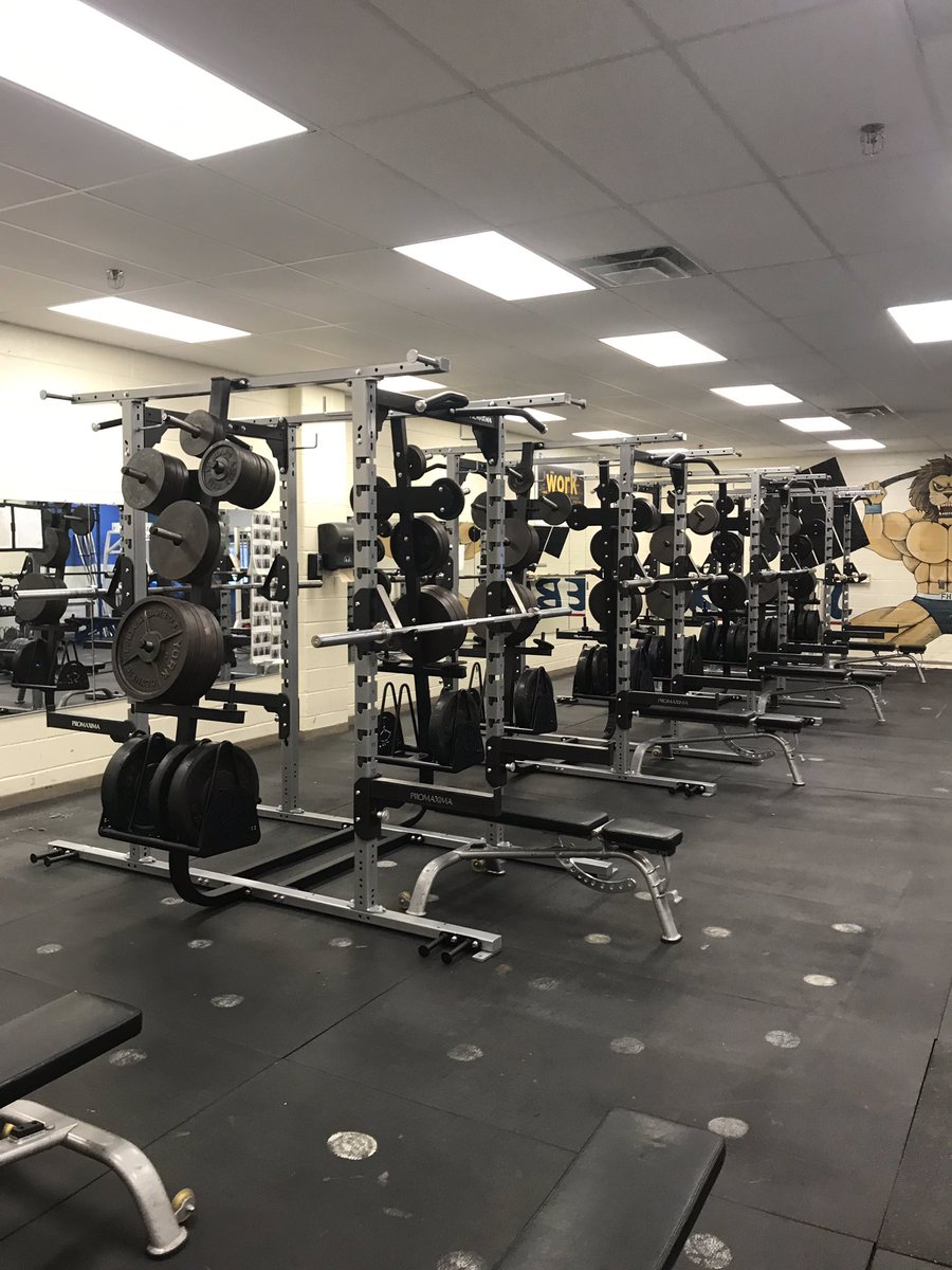 Coach Taylor tweet media