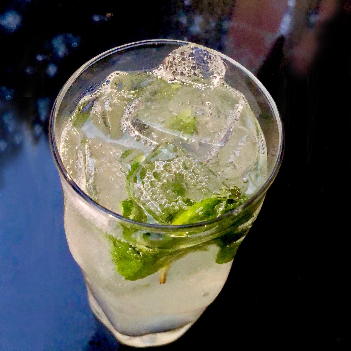 Karinehnyc's tweet photo. Freelance Photographer⠀
Food~Landscape~Travel~Nature~Visual Arts Message me @karinehnyc Cuban classic #Mojito #mint #cocktail #karinehnyc #food #cookbook @alicelouisewaters #granderrum #rum #whiskey #bourbon #cocktailbar #feedfeedcocktails #cocktails #bourbonbarrelaged https://t.co/77TEYWOtQJ
