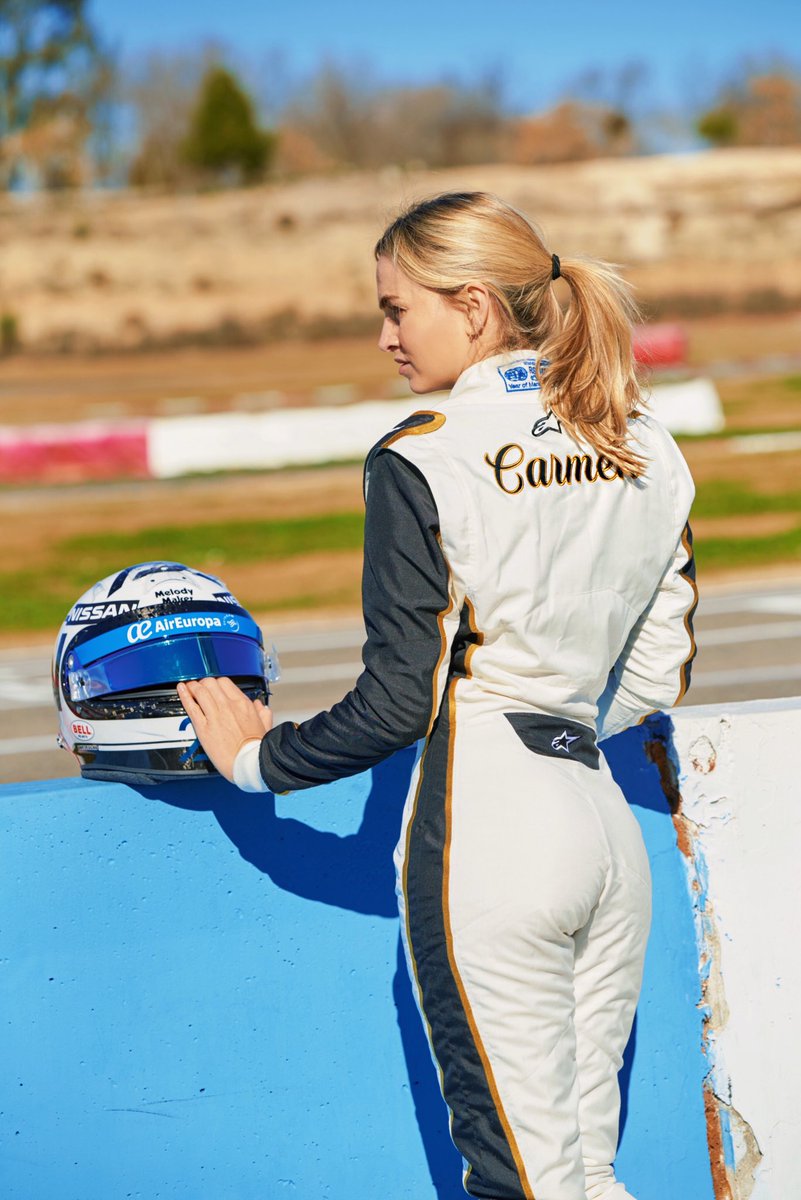 Quiero anunciar que en esta temporada 2019,no formaré parte del campeonato <a href="/WSeriesRacing/">W Series</a> Ha sido un placer ayudar a que un campeonato de mujeres,como WSeries ,sucediera. Desafortunadamente no hemos podido llegar a un acuerdo satisfactorio para ambas partes y mis patrocinadores